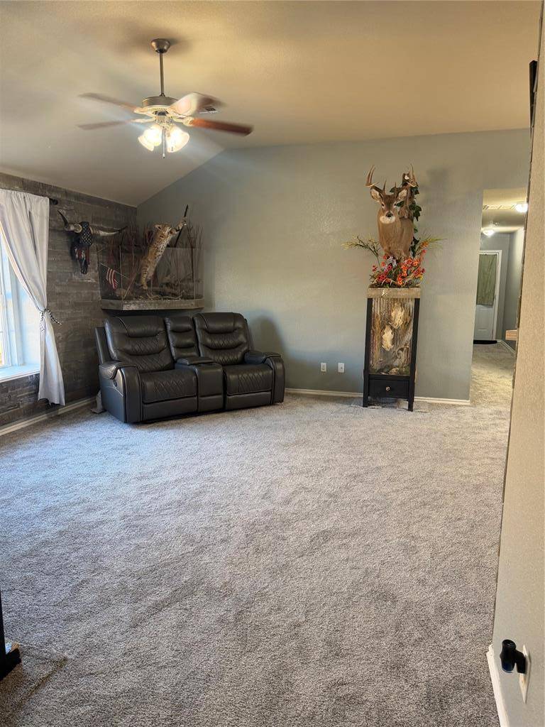 12321 SW 9th TER, Yukon, OK 73099