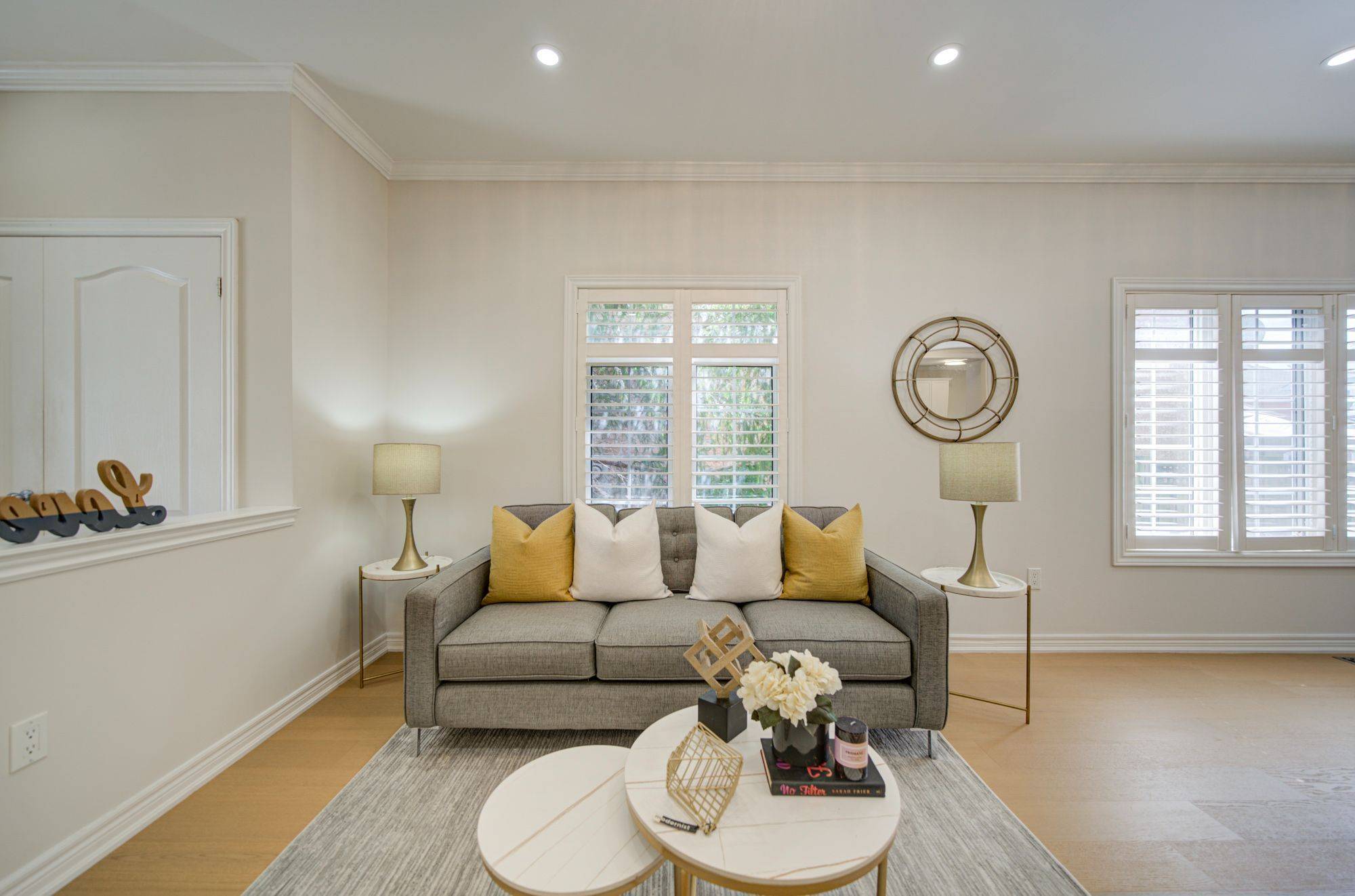 2422 Hertfordshire WAY, Oakville, ON L6H 7M5
