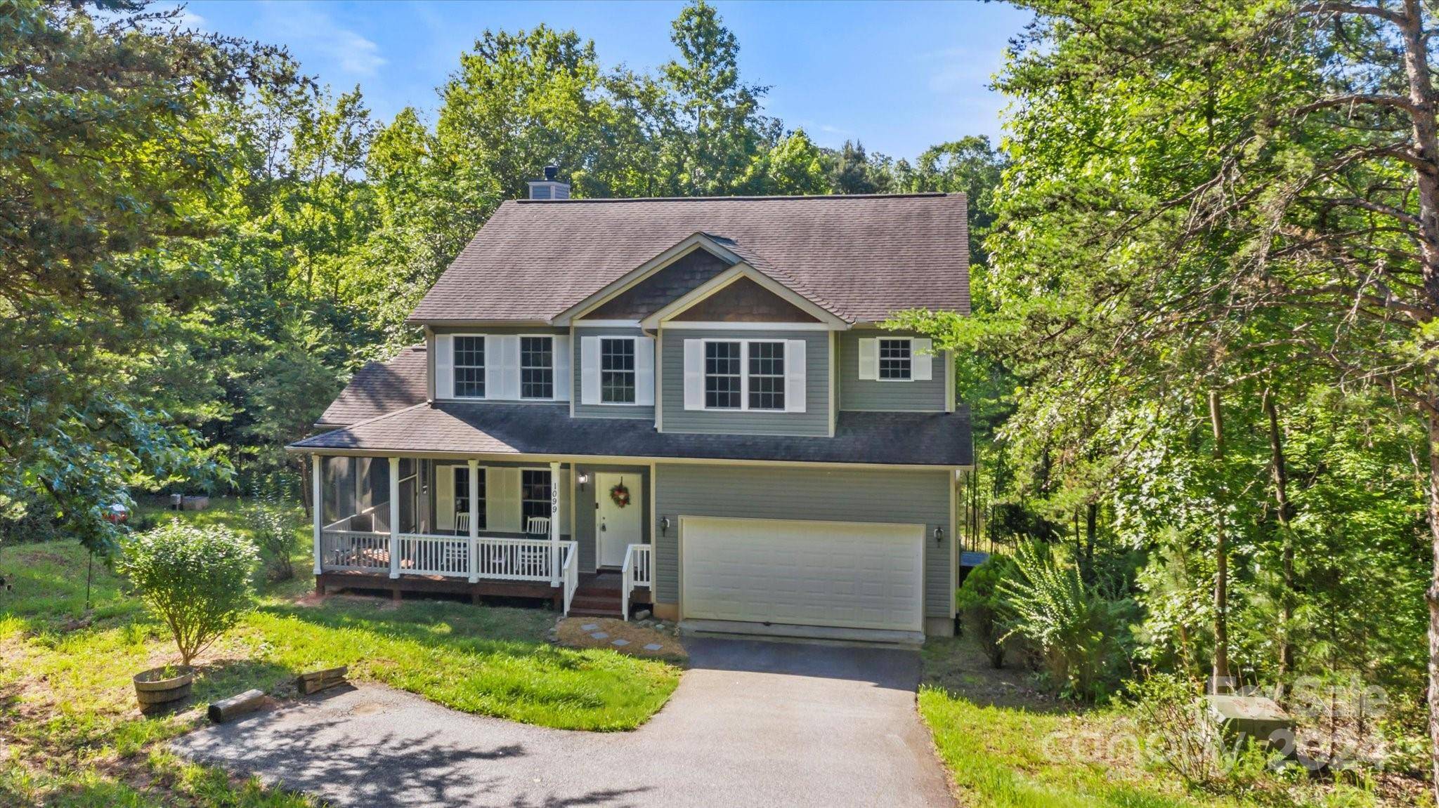 1099 Bent Oak DR, Columbus, NC 28722