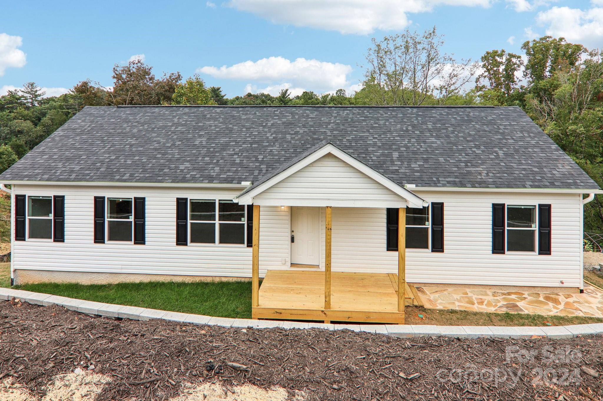 147 Indian Paintbrush LN #39, Alexander, NC 28701