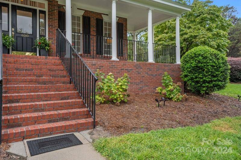400 Fetterbush RD, Elgin, SC 29045
