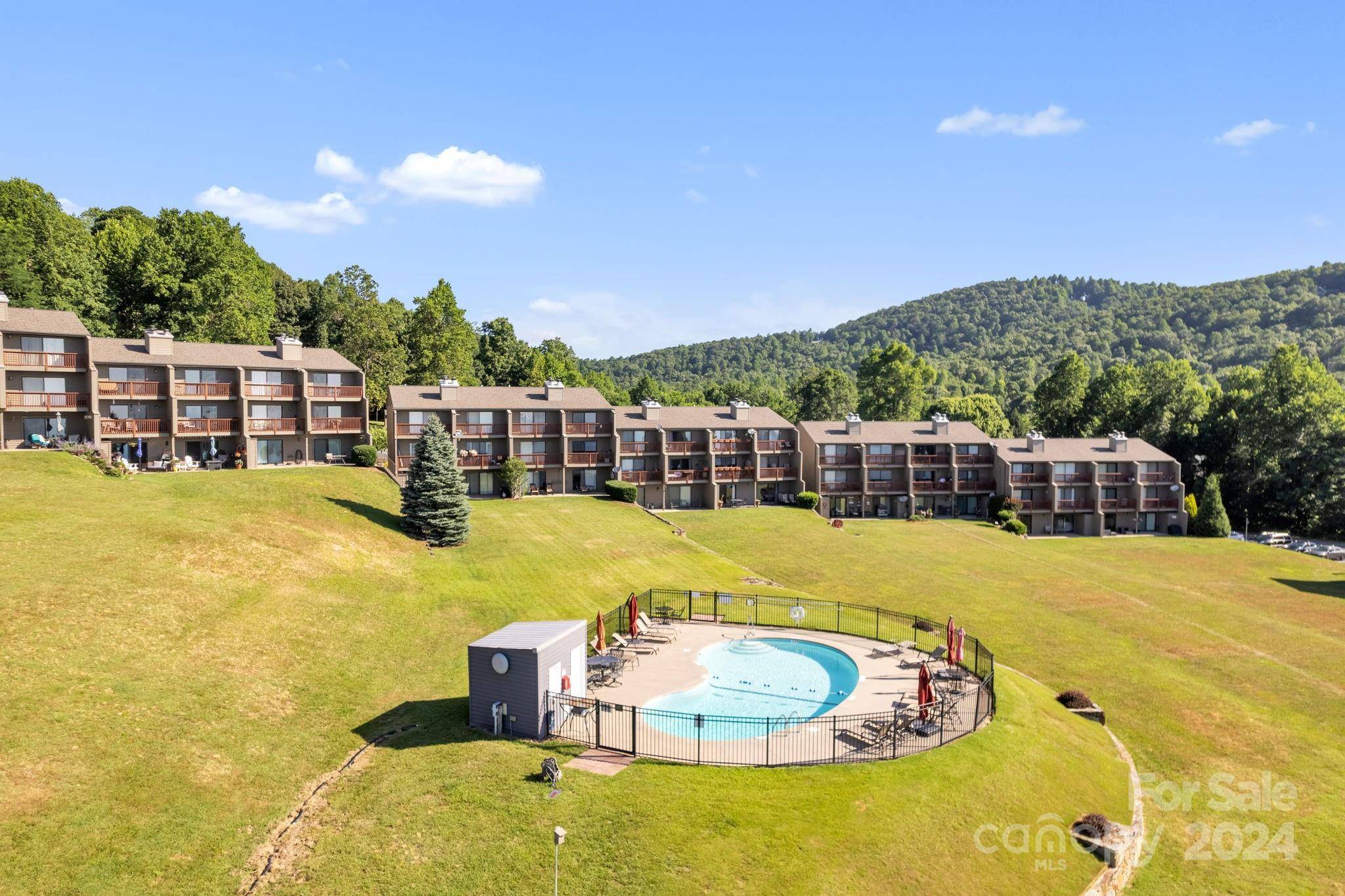 2881 White Oak Mountain RD #C-3, Columbus, NC 28722