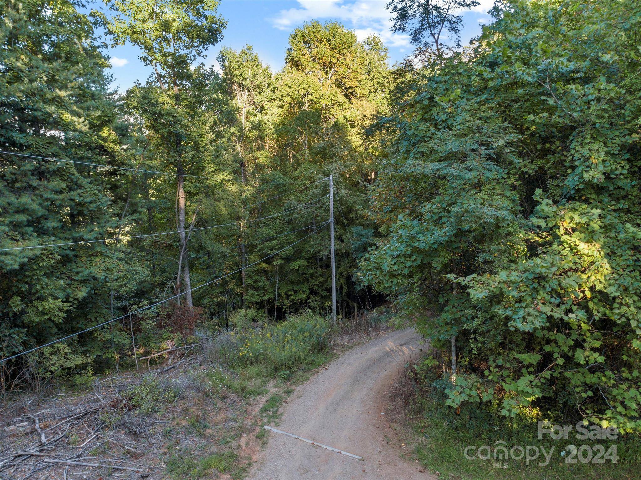 0000 Joslin LN, Burnsville, NC 28714