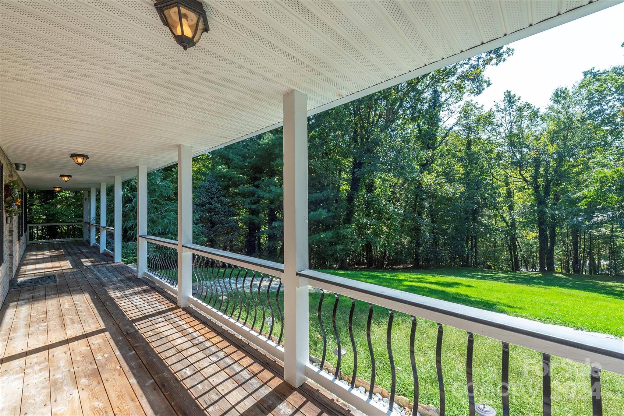 44 Justin DR, Etowah, NC 28729