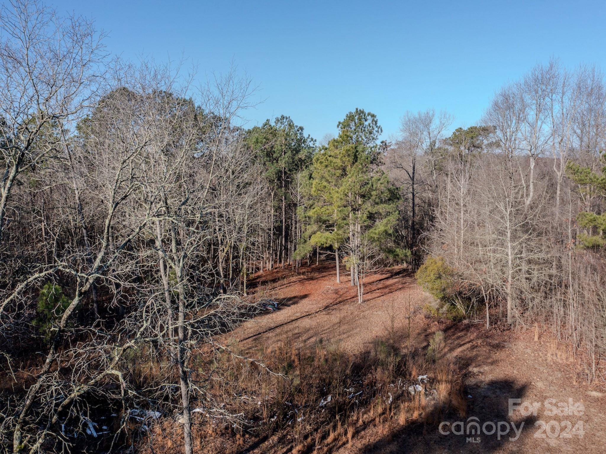 4068 Midway RD, Maxton, NC 28364