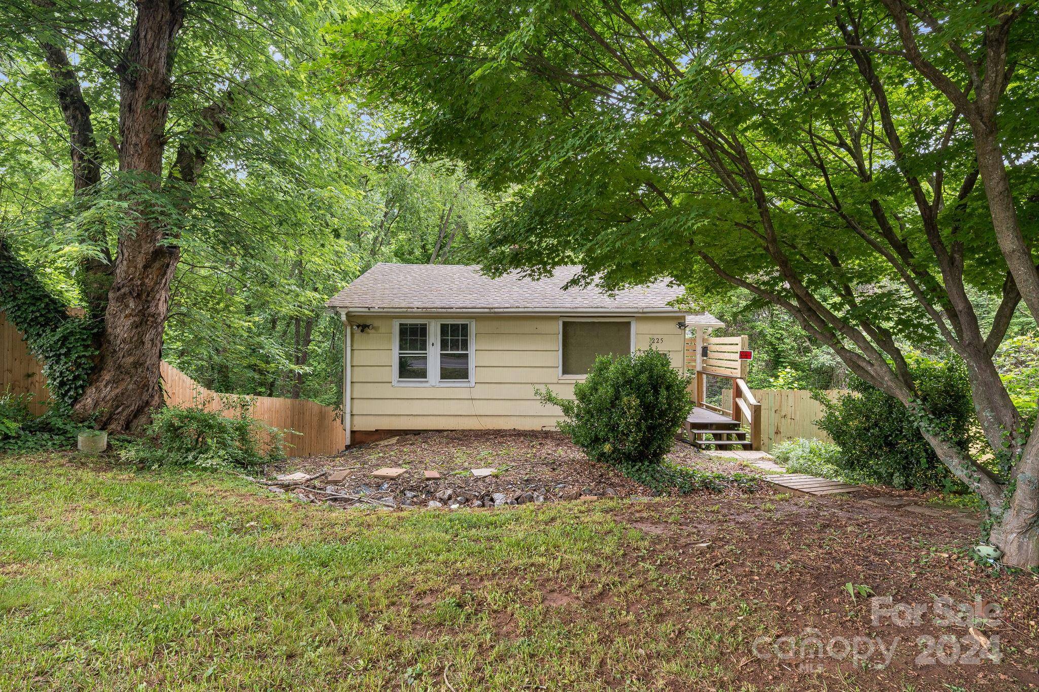 225 state ST, Asheville, NC 28806