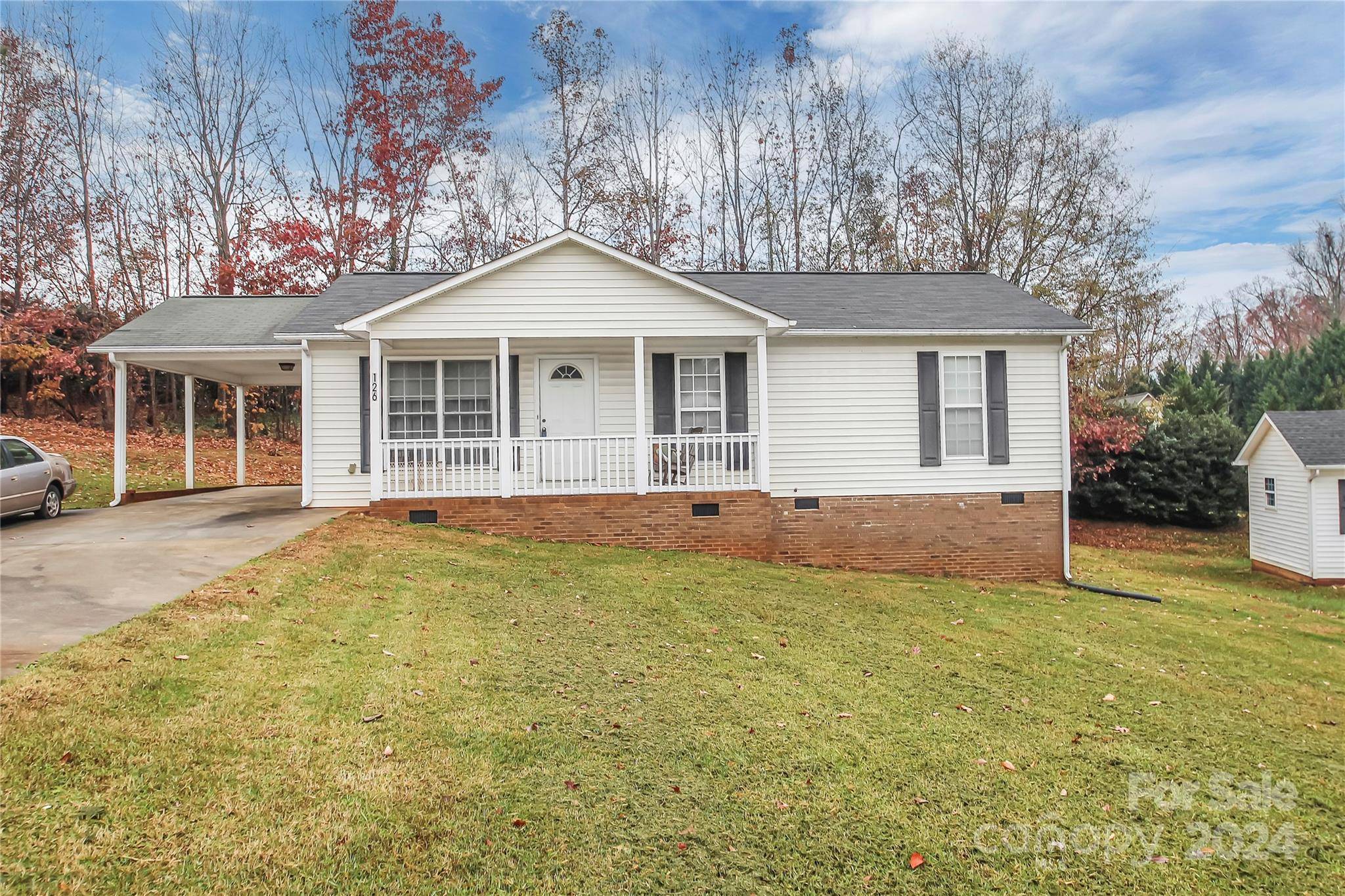 126 Mill Creek DR, Kings Mountain, NC 28086