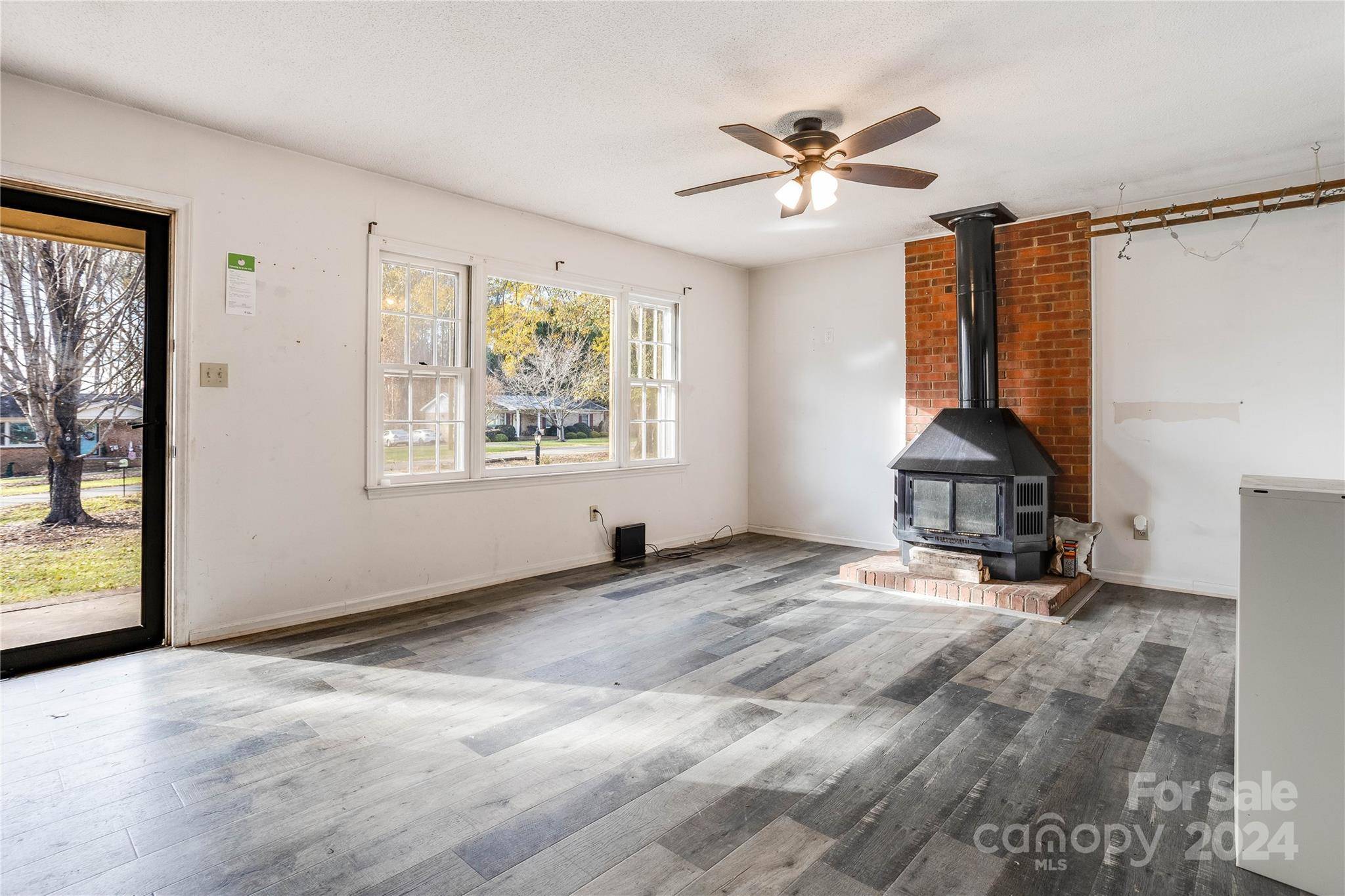 331 Costner DR, Bessemer City, NC 28016