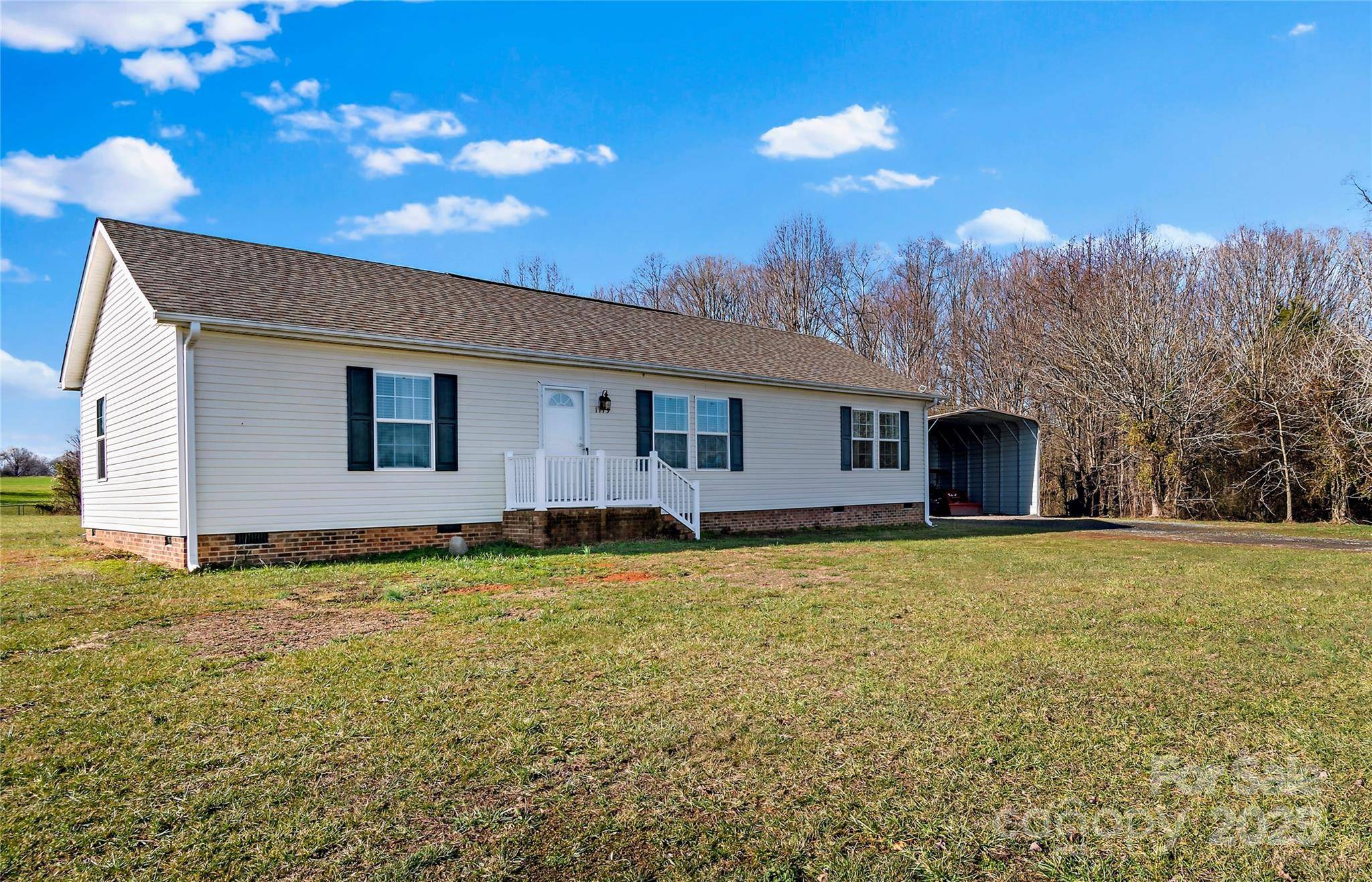 1179 Kaitlyn DR, Boonville, NC 27011