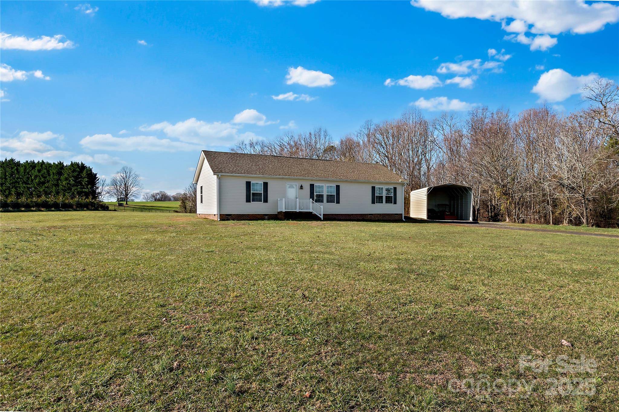 1179 Kaitlyn DR, Boonville, NC 27011