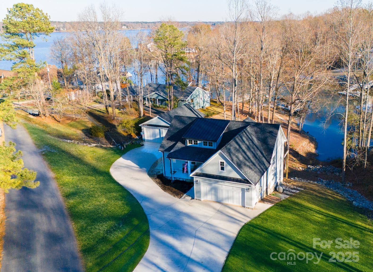 7476 Point ST, Denver, NC 28037