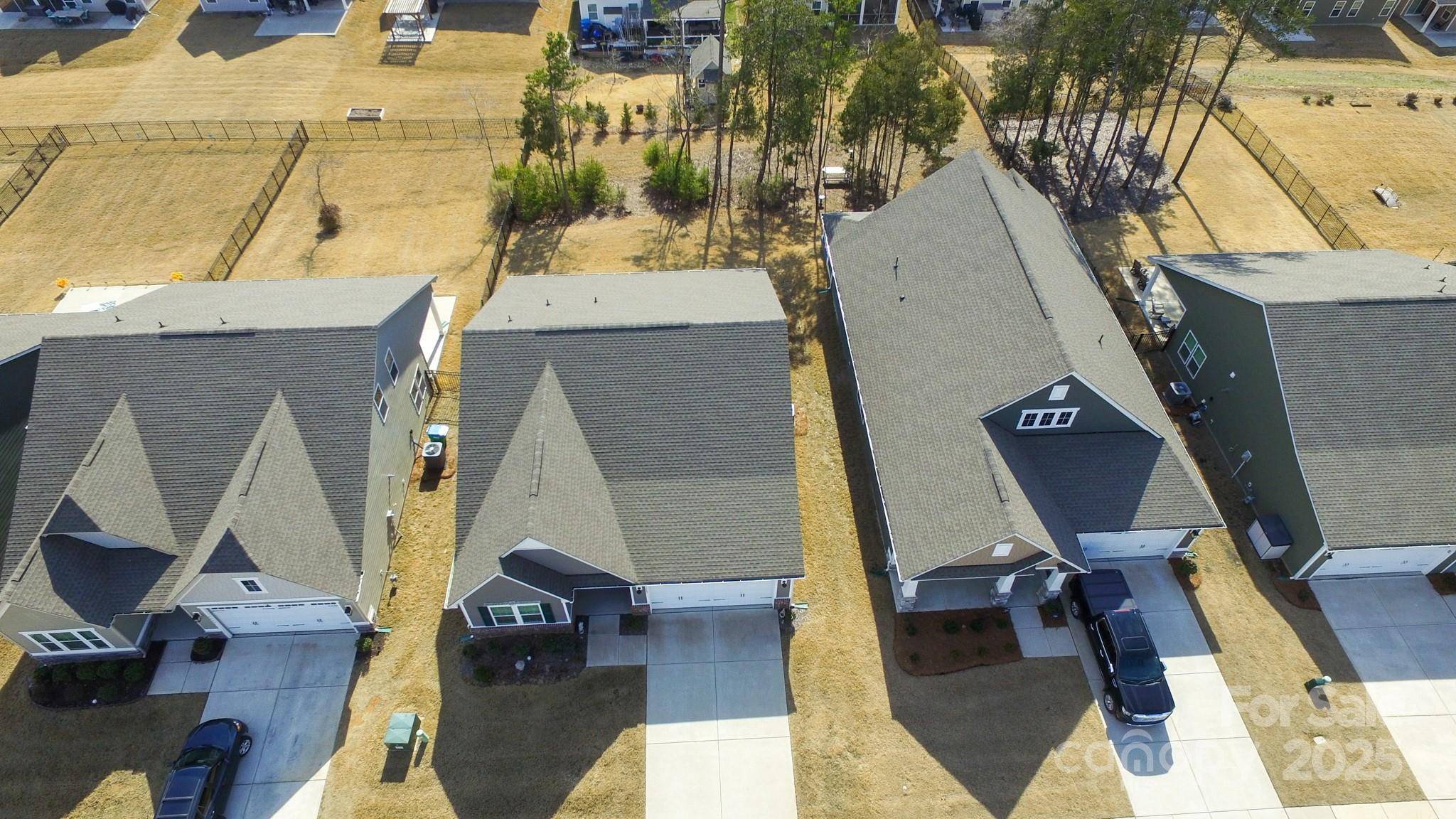 5047 Summer Surprise LN, Charlotte, NC 28215