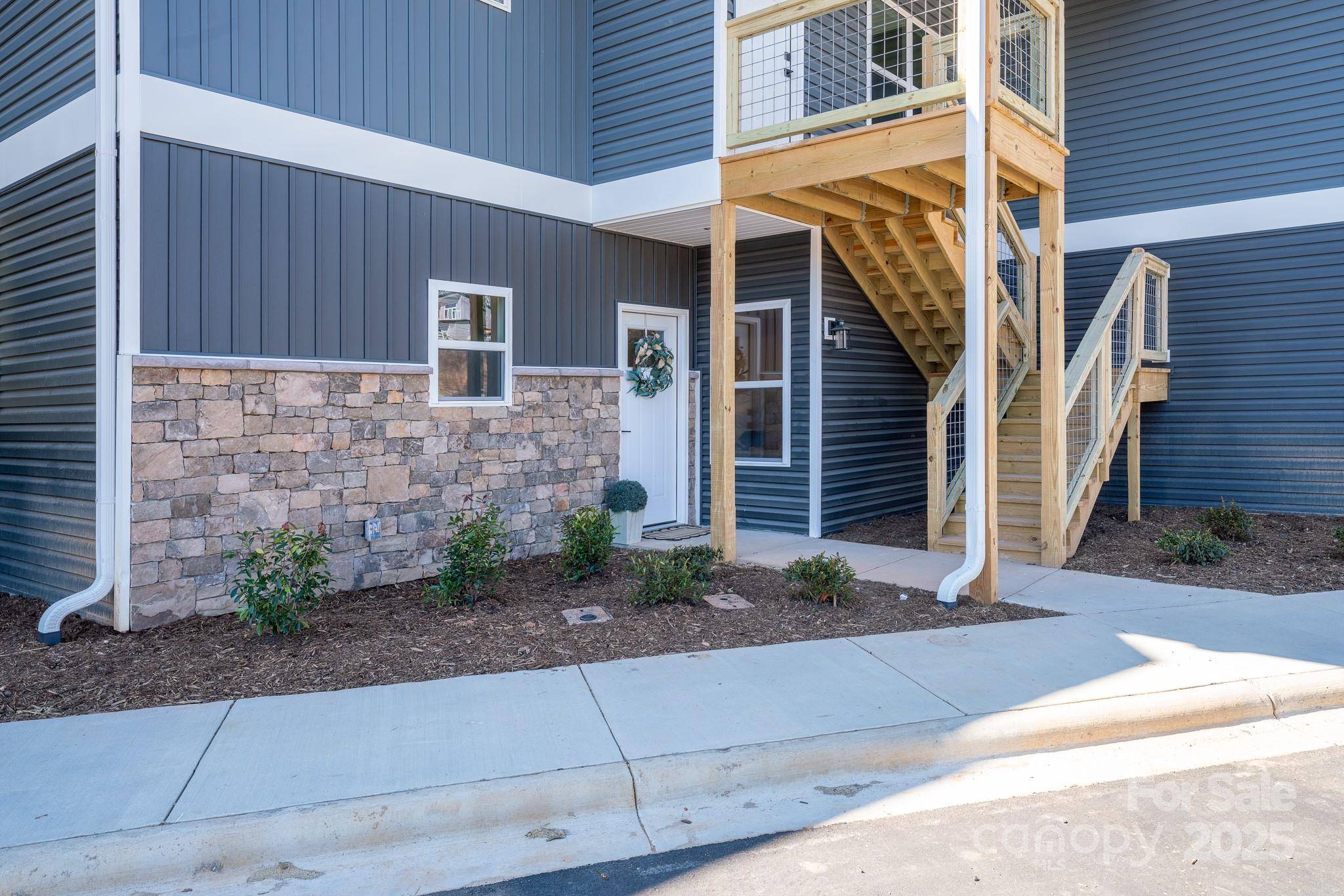 143 Carver ST #16, Brevard, NC 28712