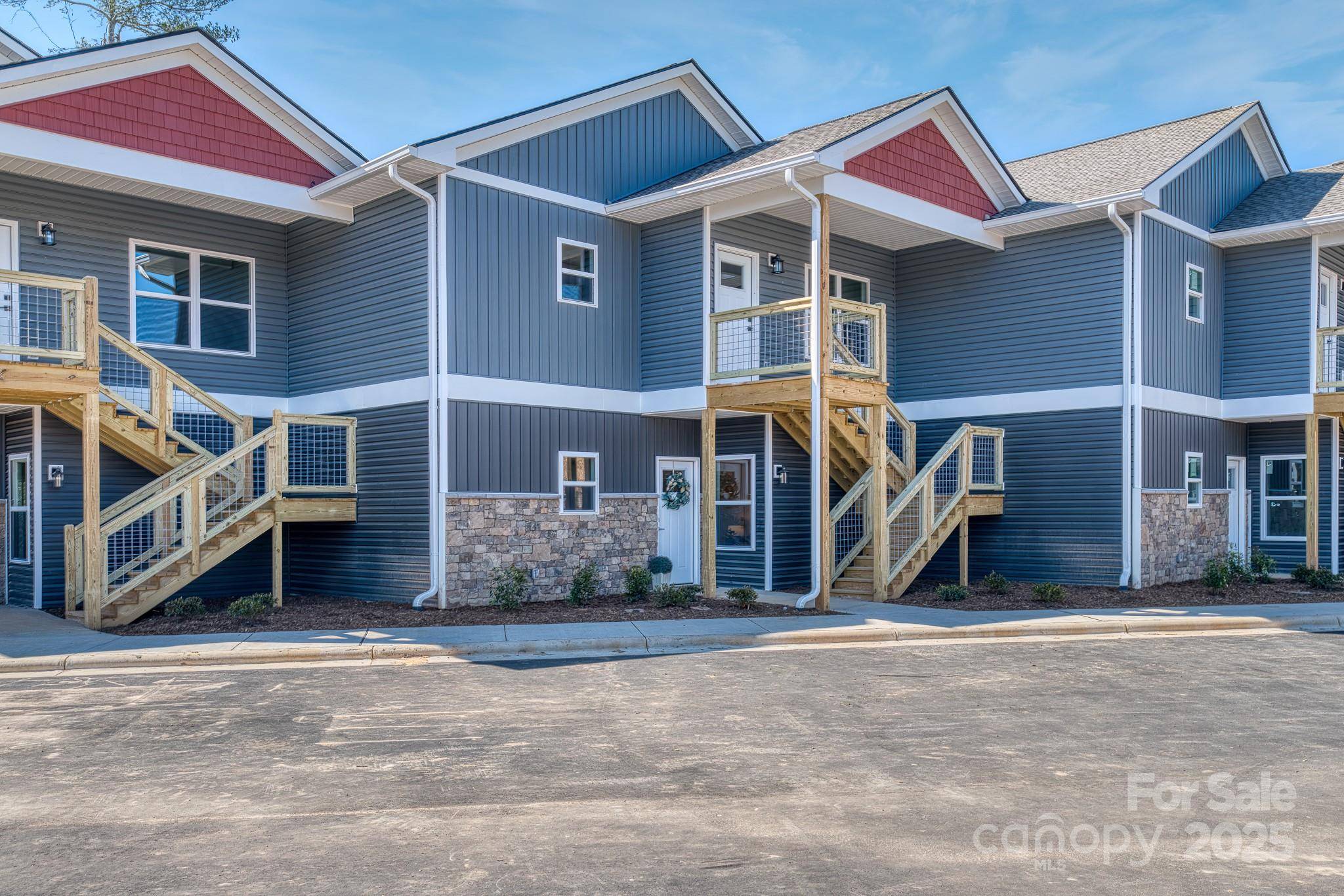 143 Carver ST #13, Brevard, NC 28712