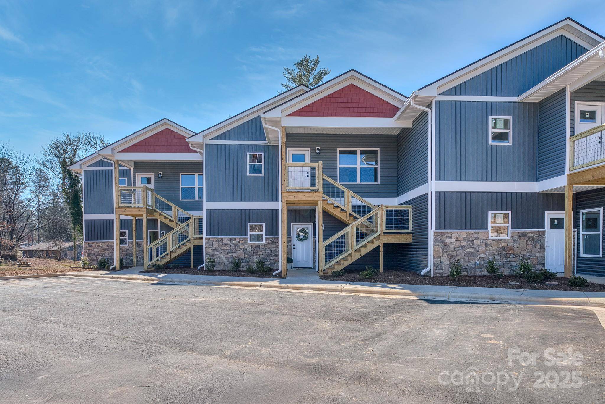 143 Carver ST #13, Brevard, NC 28712