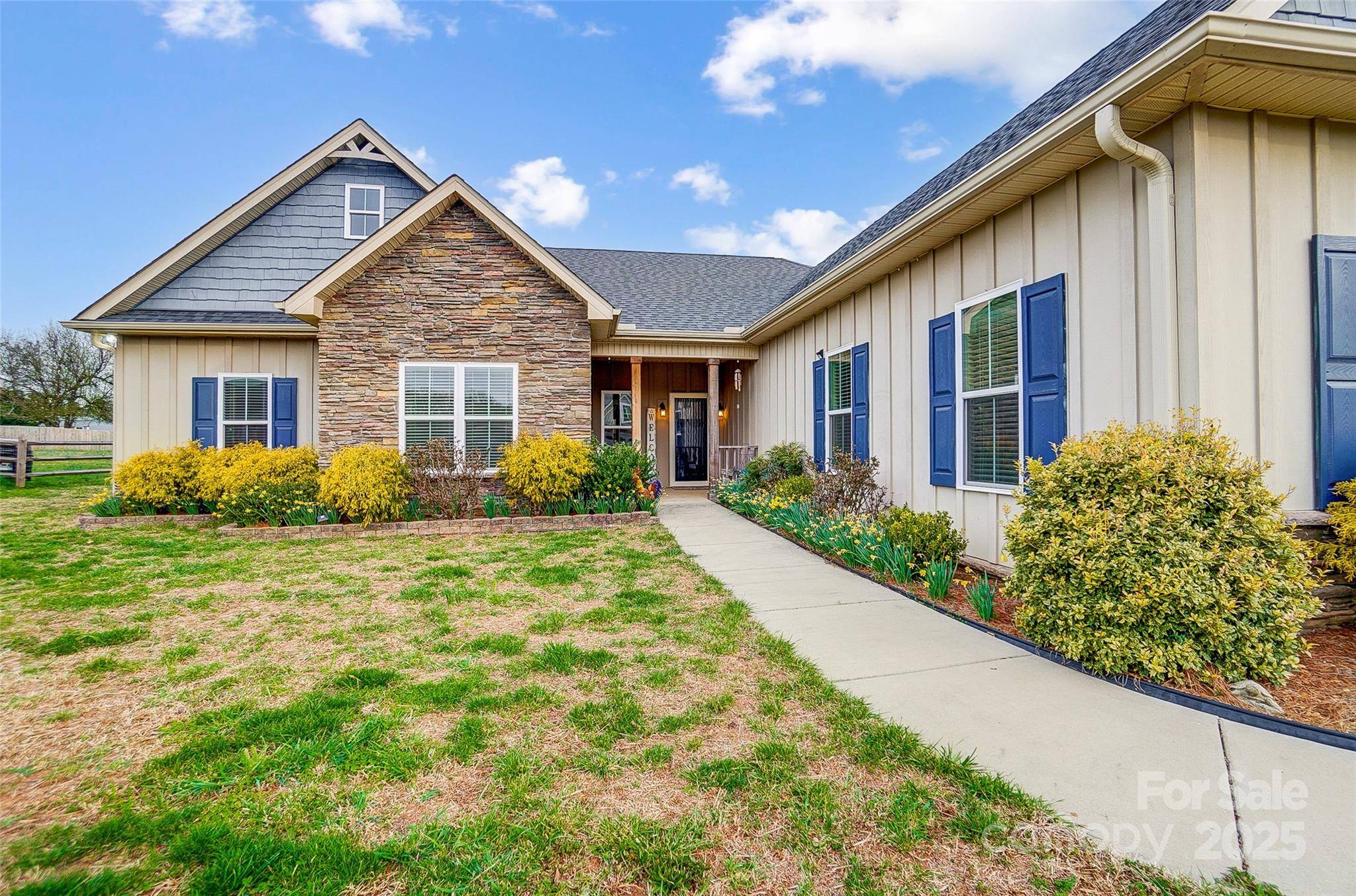 255 Dorothy DR, China Grove, NC 28023
