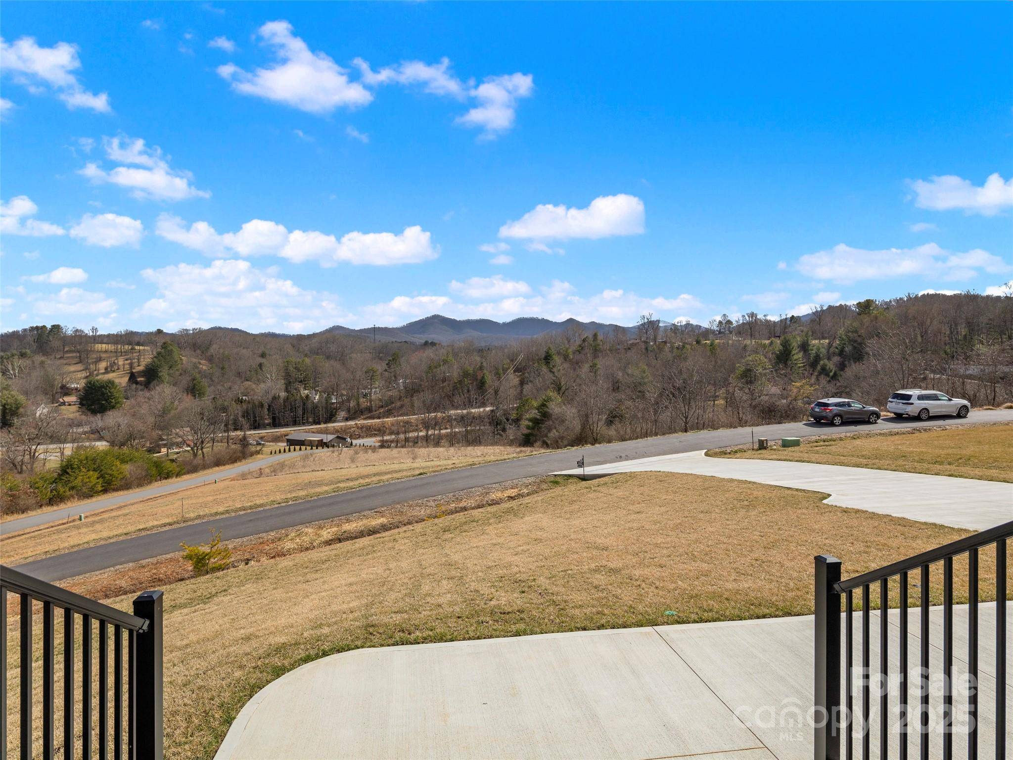 103 Pisgah Gap DR, Candler, NC 28715