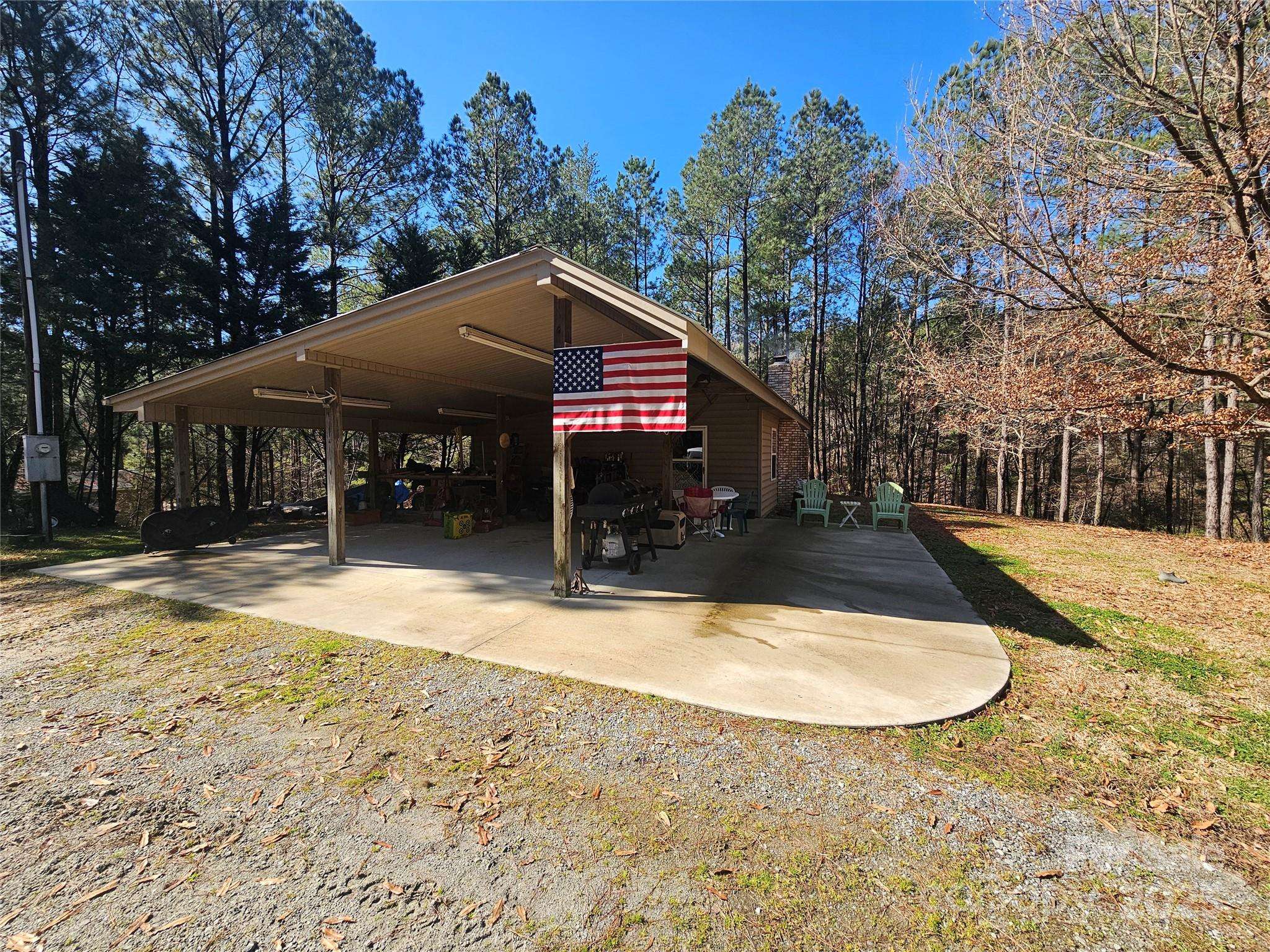 8988 Hwy 215 HWY, Blair, SC 29015
