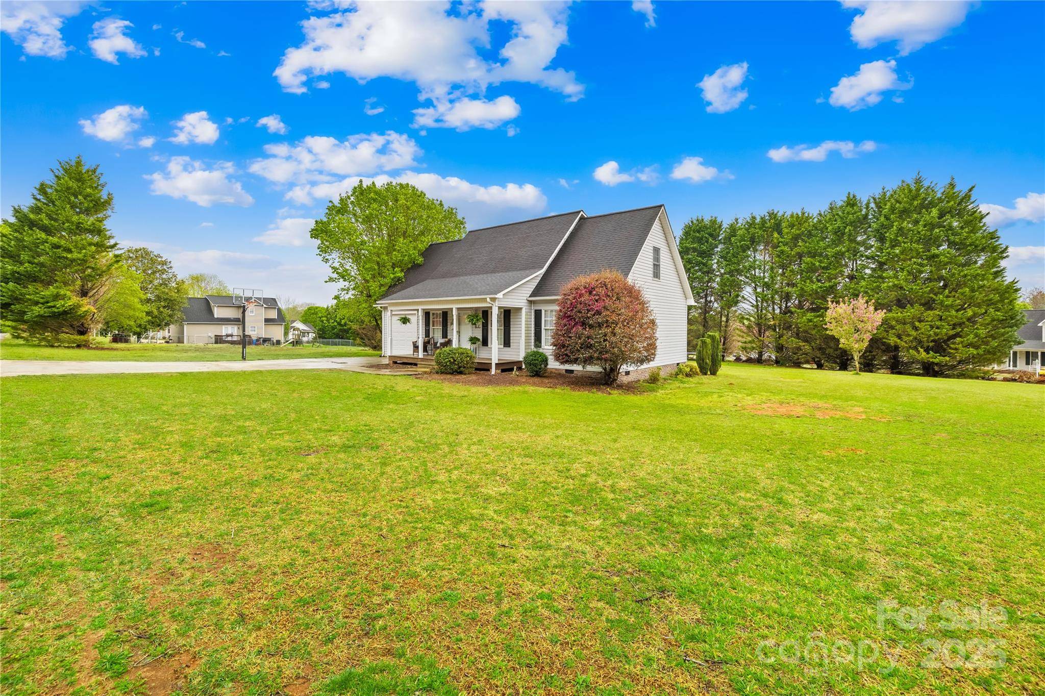 159 Dakota ST, Ellenboro, NC 28040