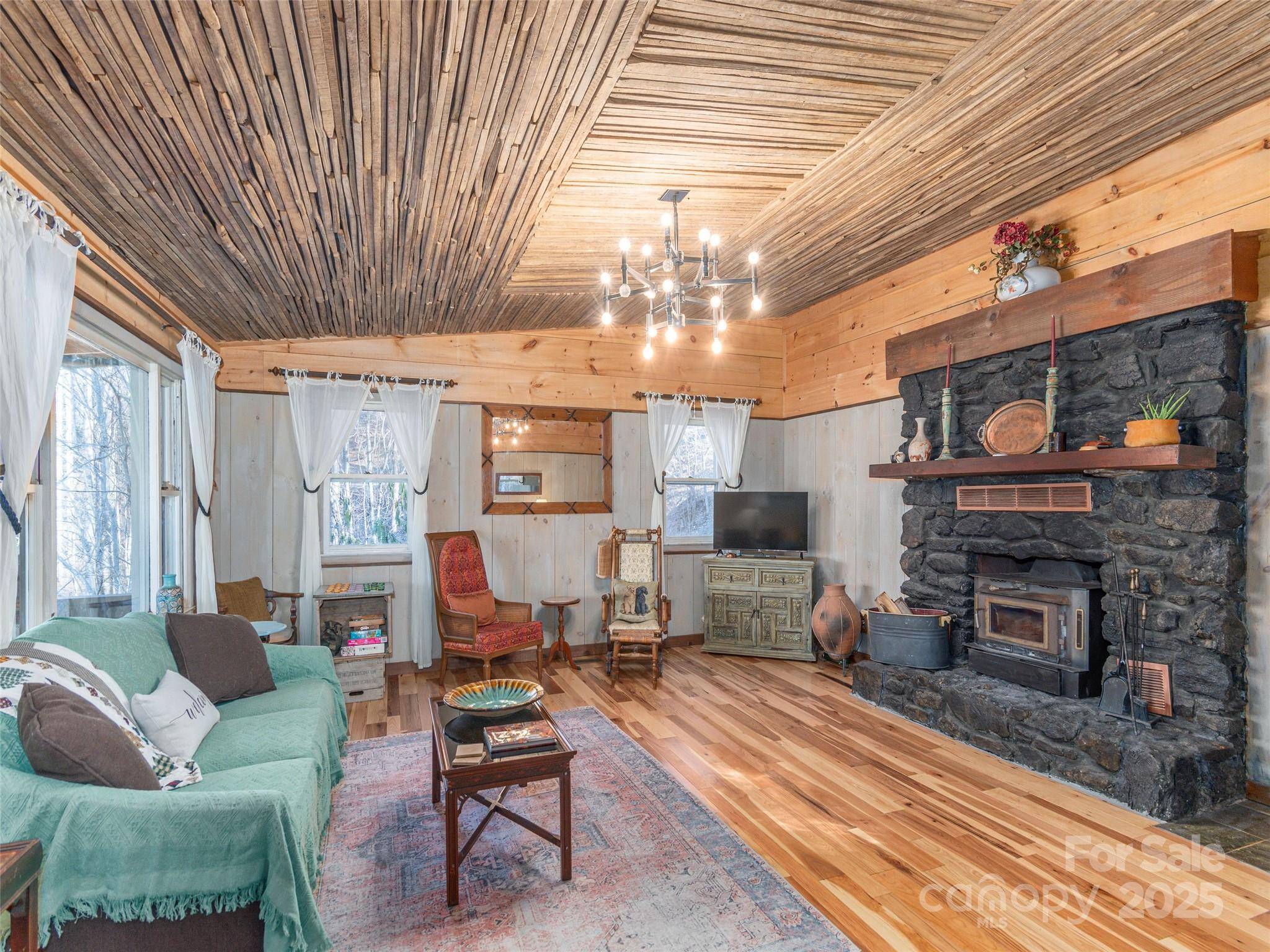 83 Rocky Ridge RD, Balsam, NC 28707