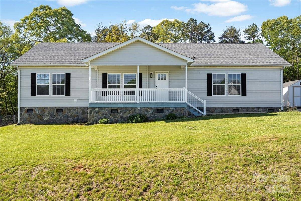1058 Canada DR, Dallas, NC 28034