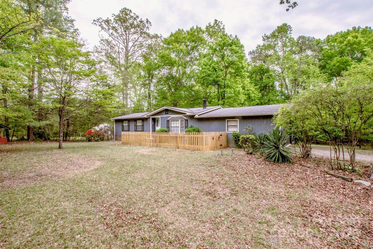 2144 Newhart RD, Charlotte, NC 28214