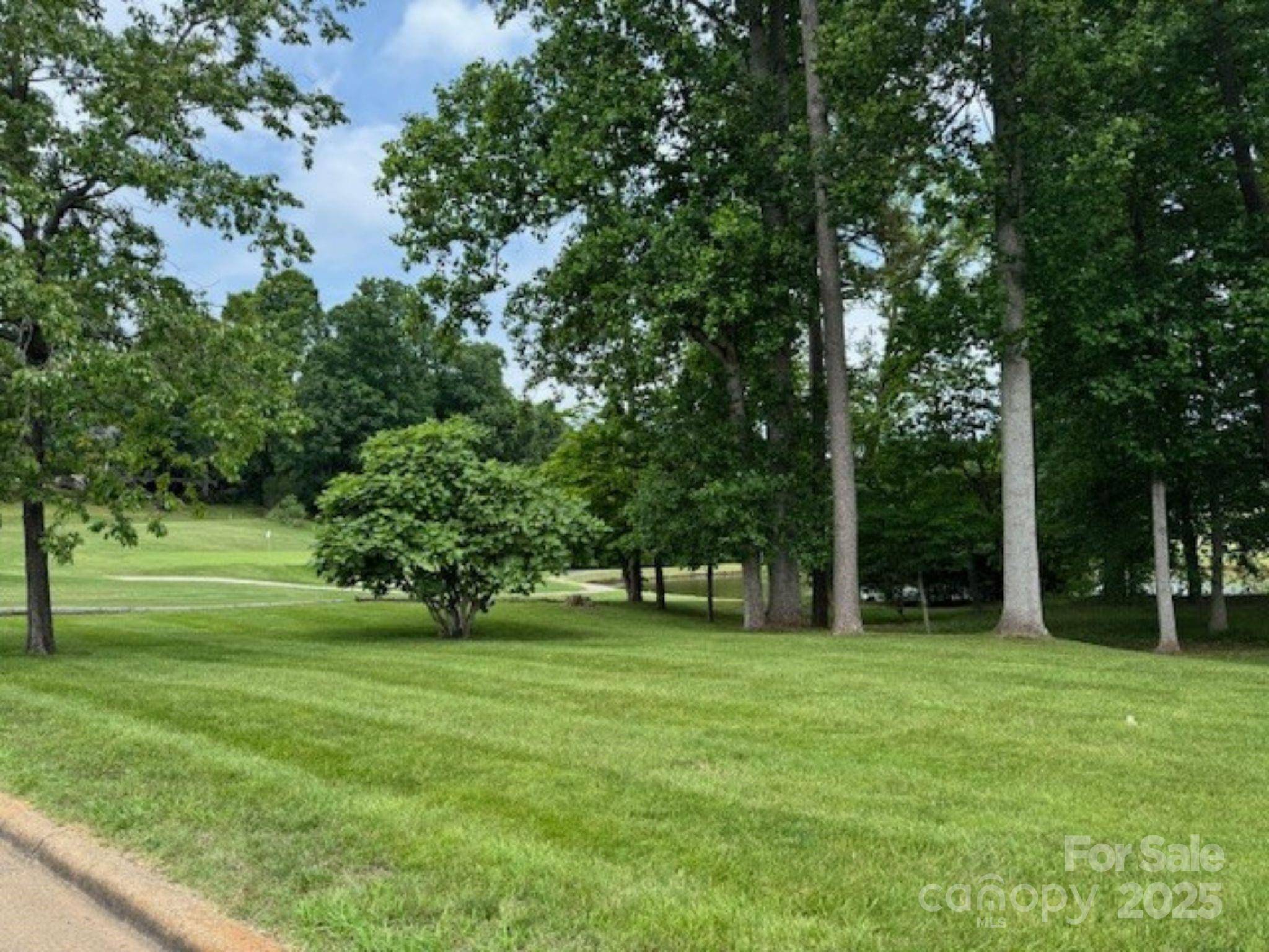 00 Country Club DR, Cherryville, NC 28021