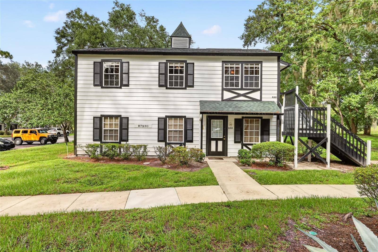 7930 MIDWAY DRIVE TER #R201, Ocala, FL 34472