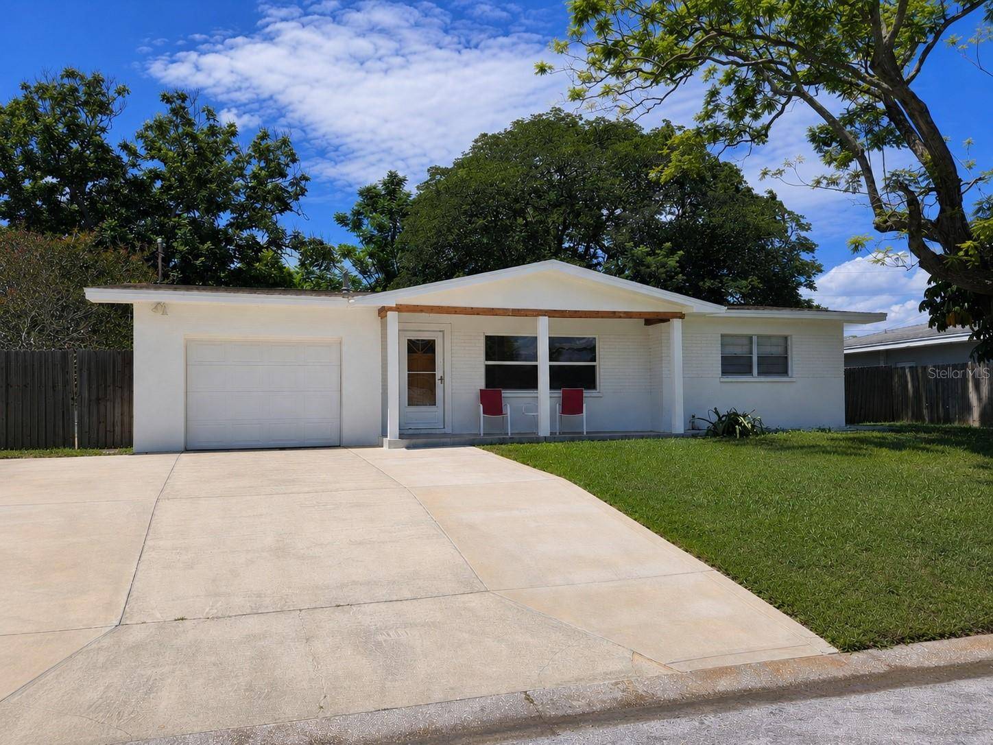 1718 OWEN DR, Clearwater, FL 33759