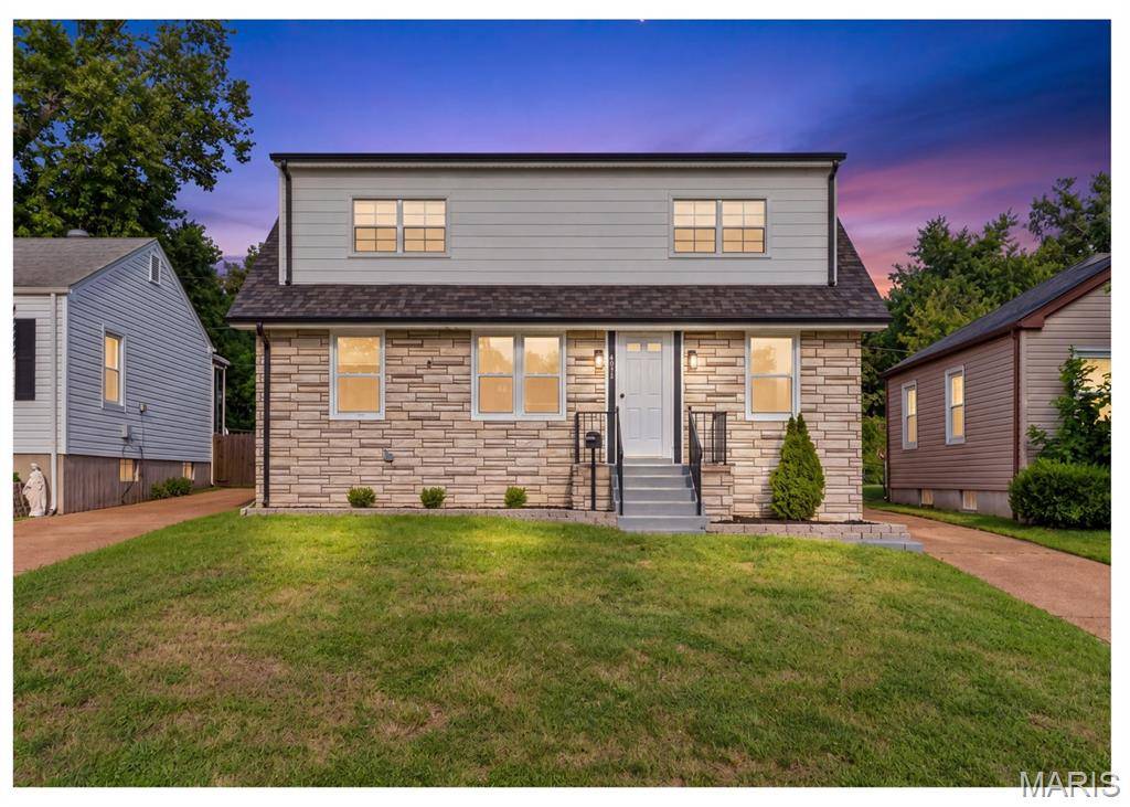 4508 Saint Leo LN, St Ann, MO 63074