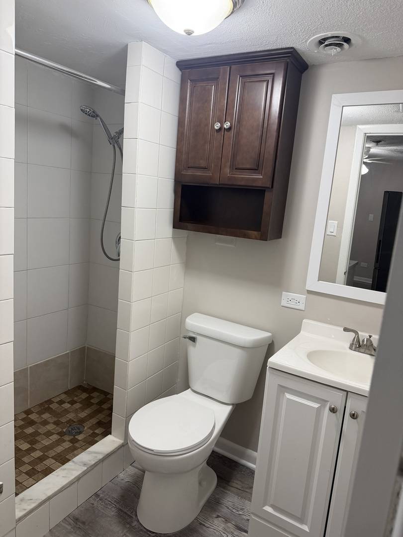 Address not disclosed, Palos Hills, IL 60465