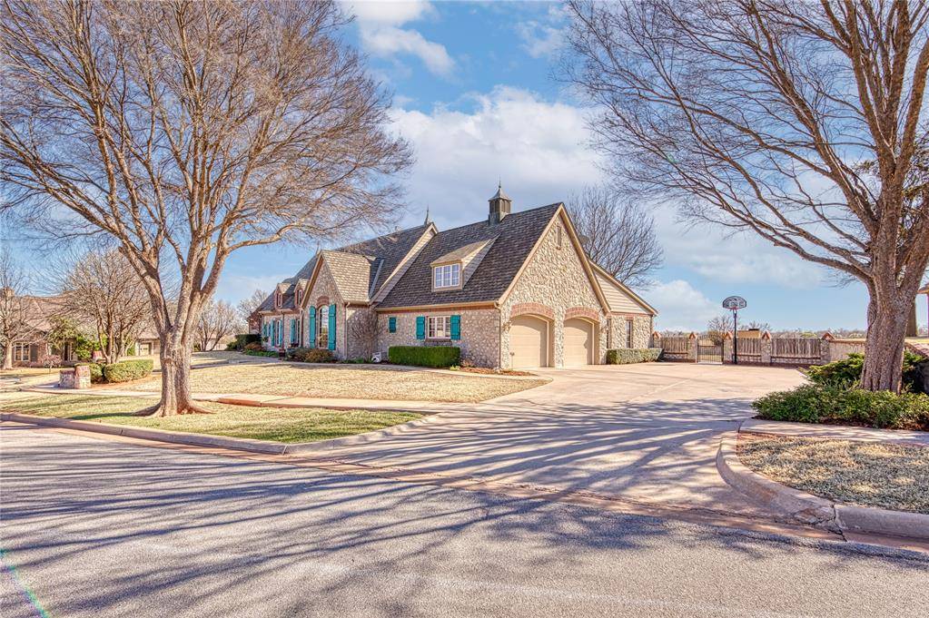 1220 Cloud Nine, Elk City, OK 73644