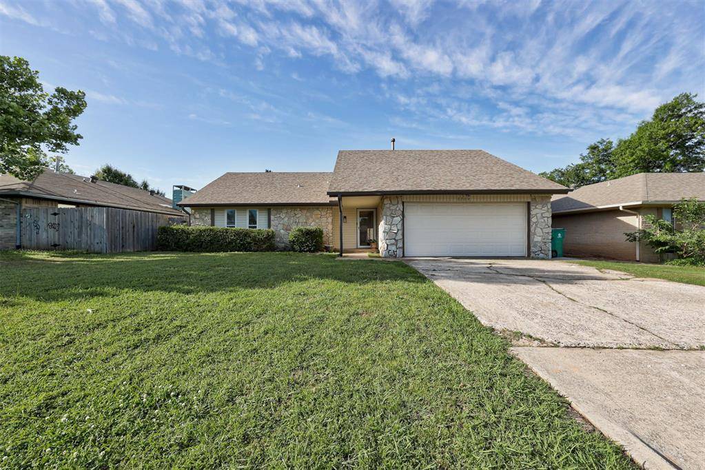 6704 Bear Canyon DR, Oklahoma City, OK 73162