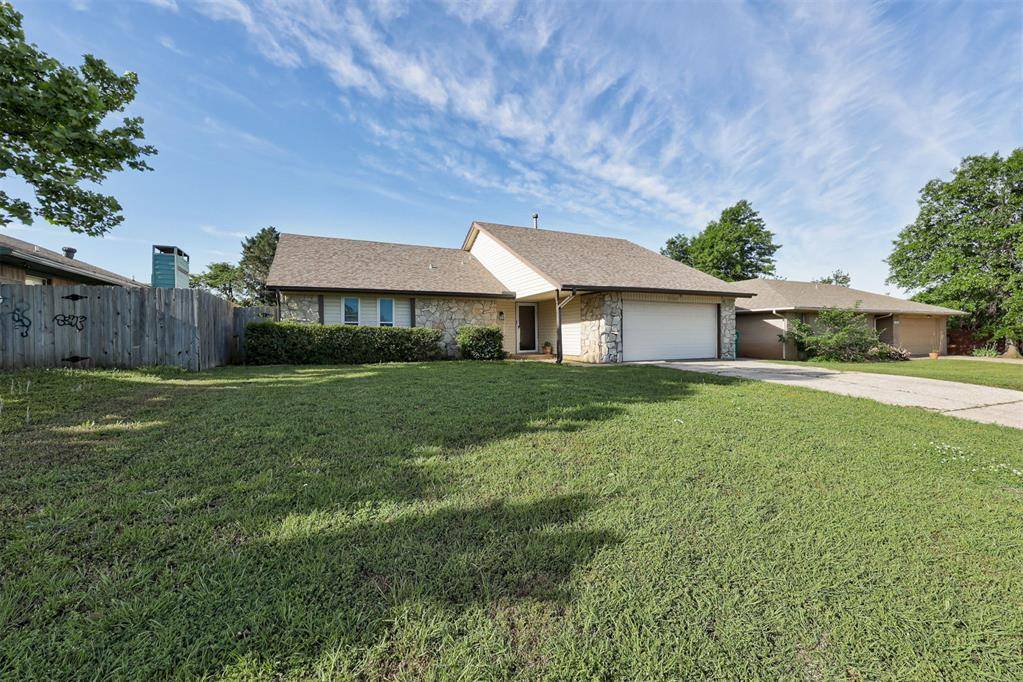 6704 Bear Canyon DR, Oklahoma City, OK 73162