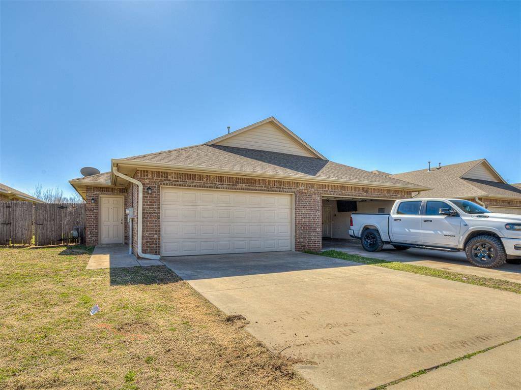 112 Ashley DR, Edmond, OK 73003