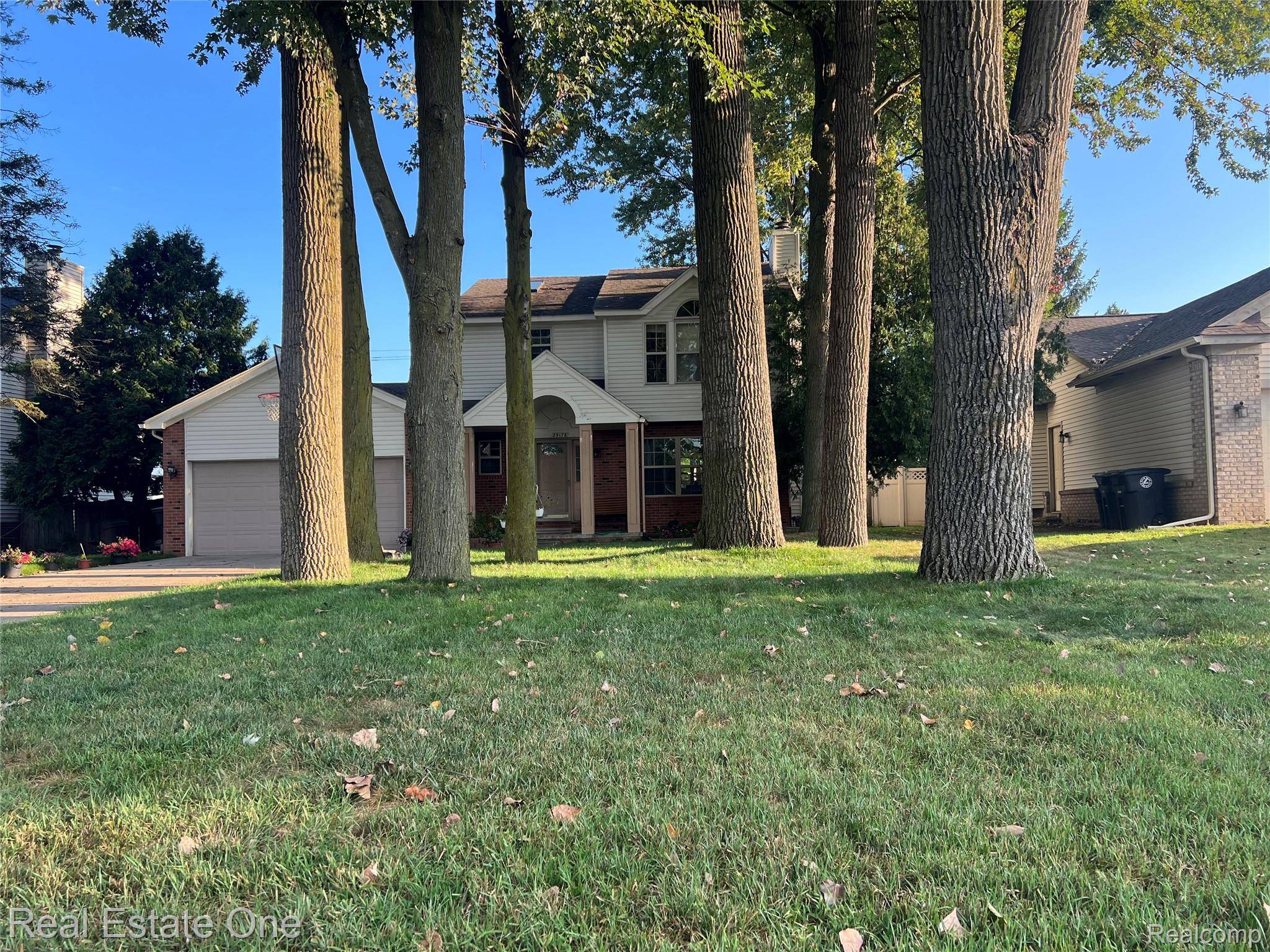 29178 Roycroft ST, Livonia, MI 48154