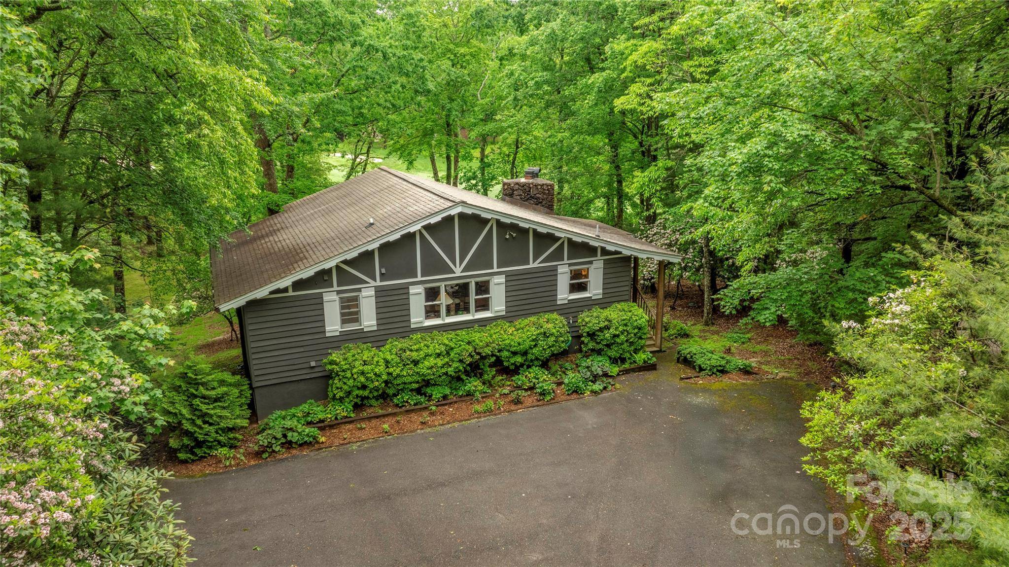 1207 Ridge RD #25, Glade Valley, NC 28627