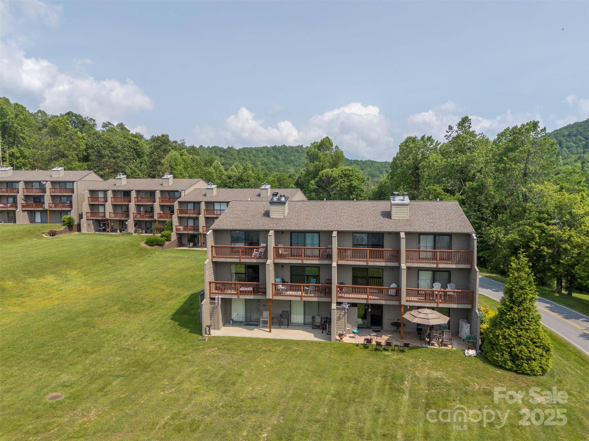 2881 White Oak Mountain RD #D5, Columbus, NC 28722