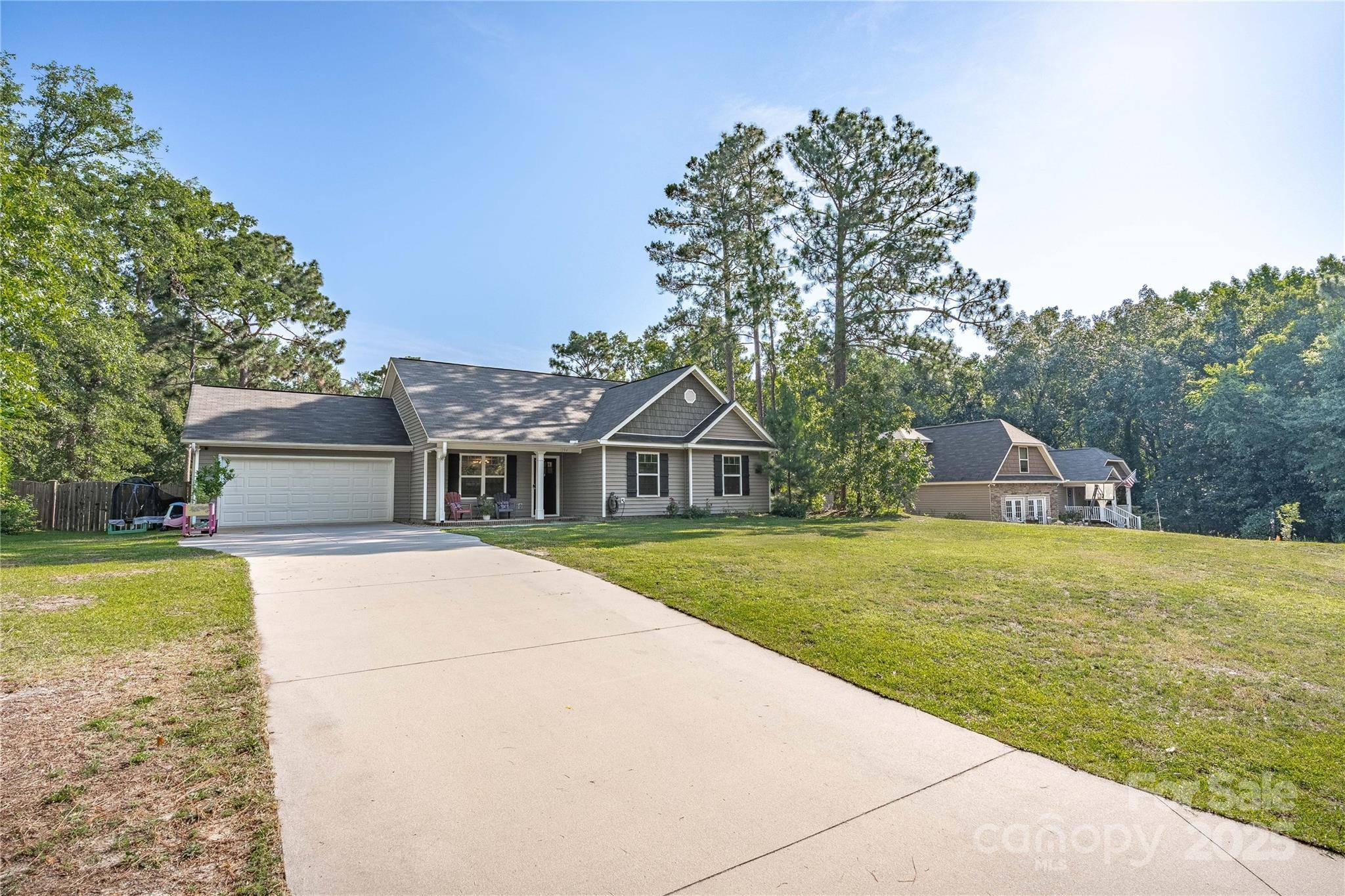 1284 Sand Oak DR, Lugoff, SC 29078