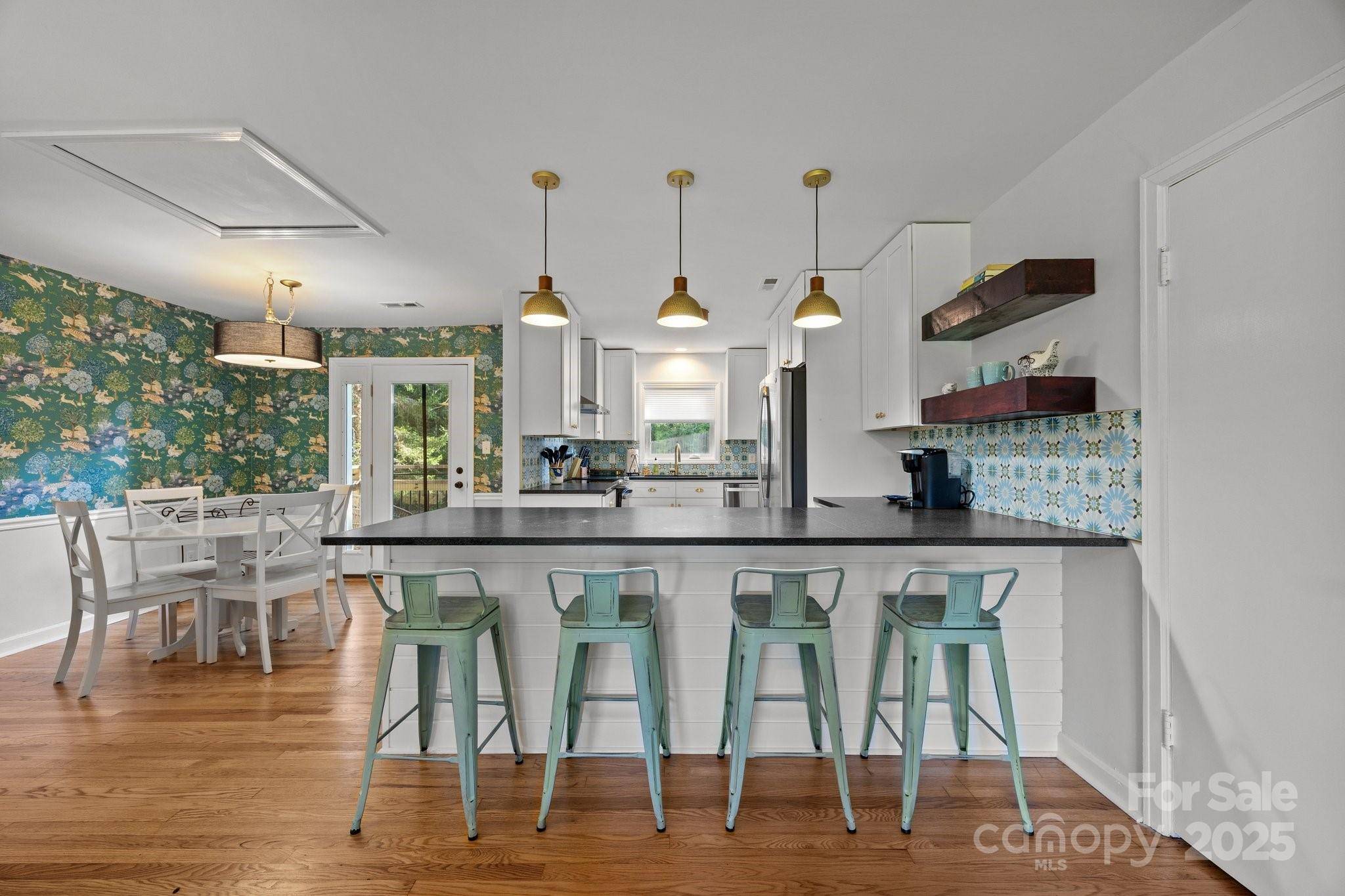 349 Country Club RD #3, Asheville, NC 28804