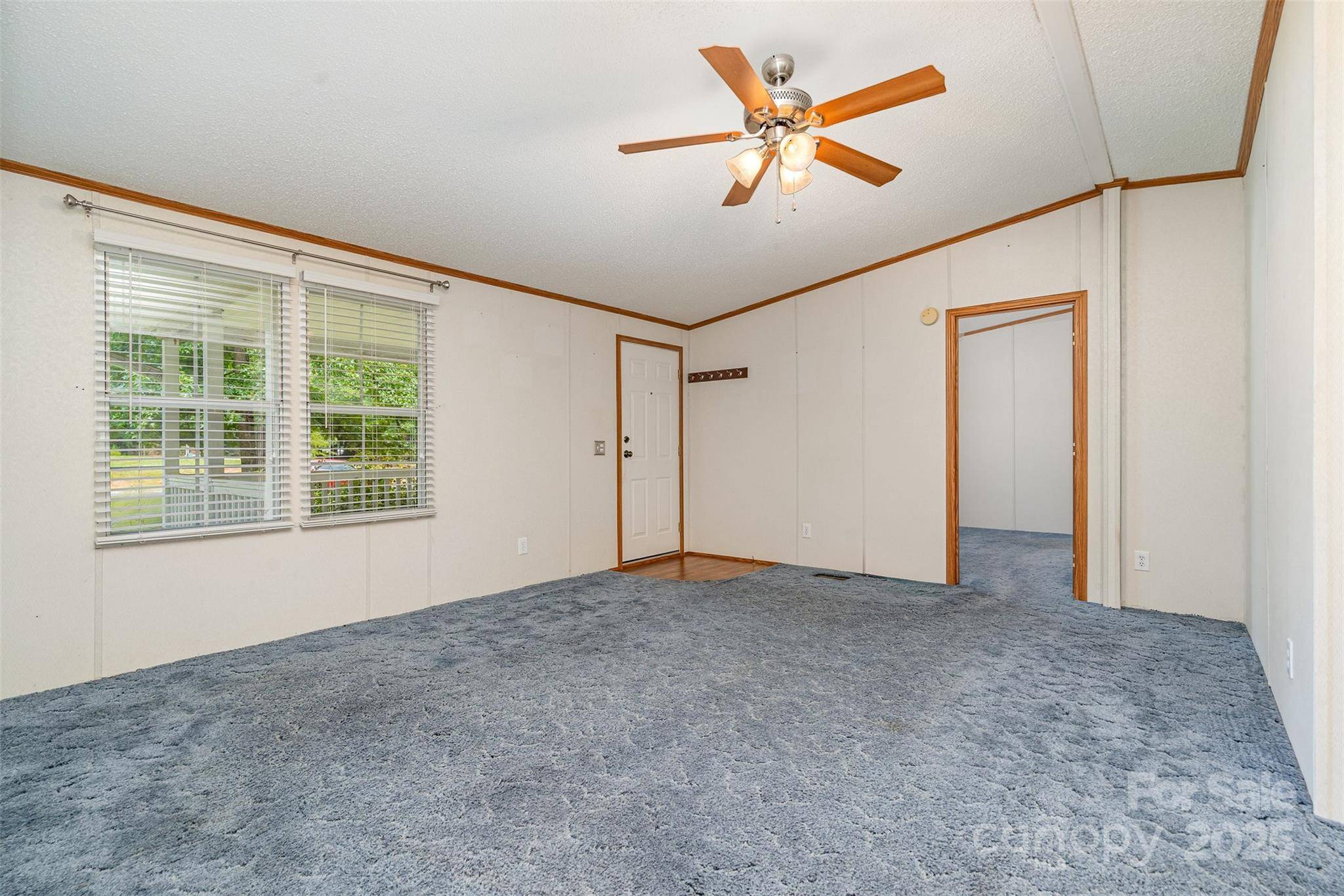 4731 Stratford LN, Denver, NC 28037