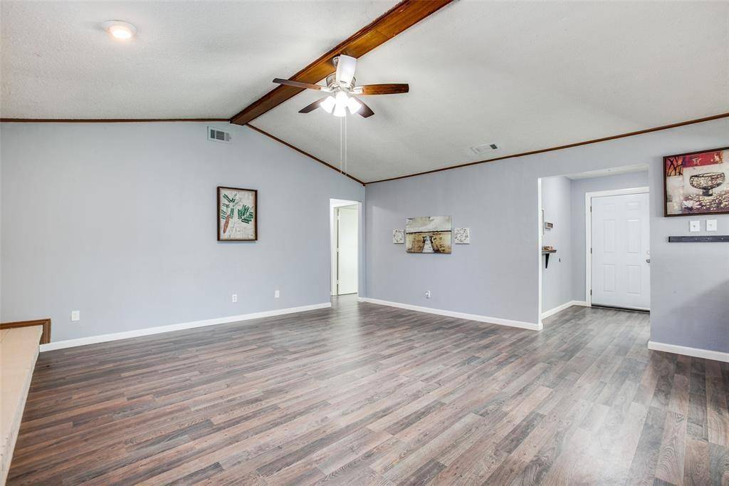 105 Waits Circle, Garland, TX 75043