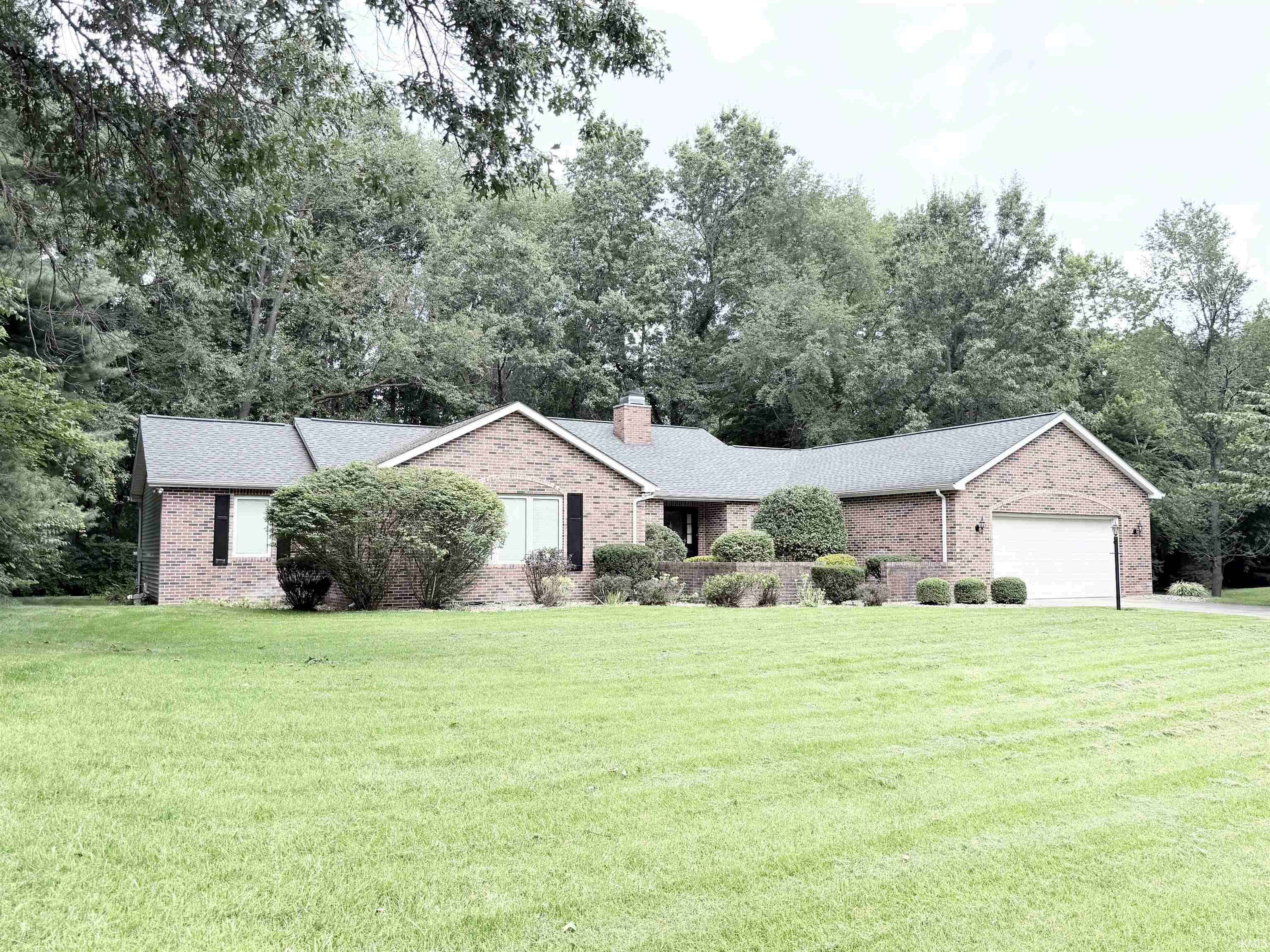 20711 Windrush CT, South Bend, IN 46614