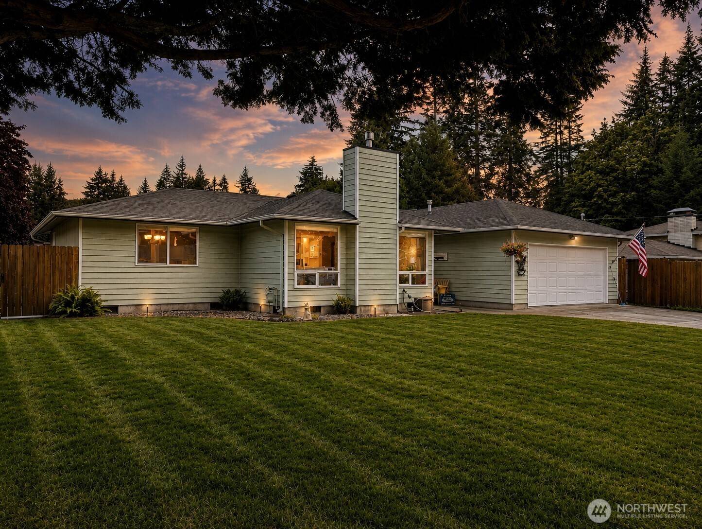6809 Lazy ST SW, Olympia, WA 98512