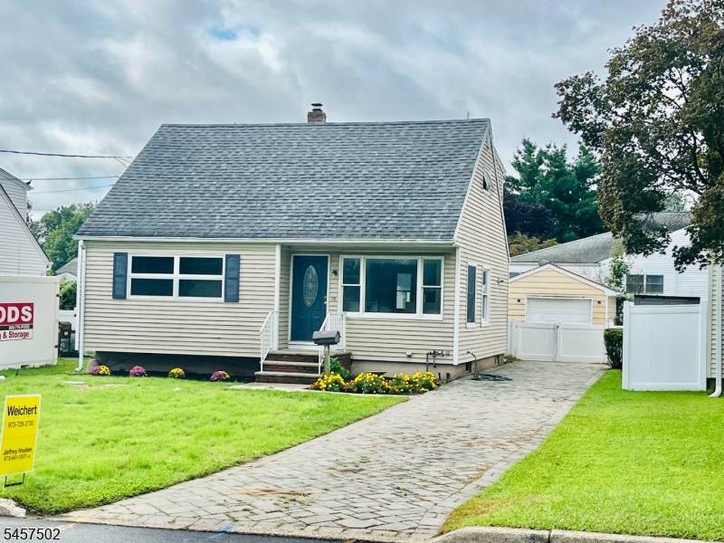 13 Windbeam Rd, Riverdale Boro, NJ 07457