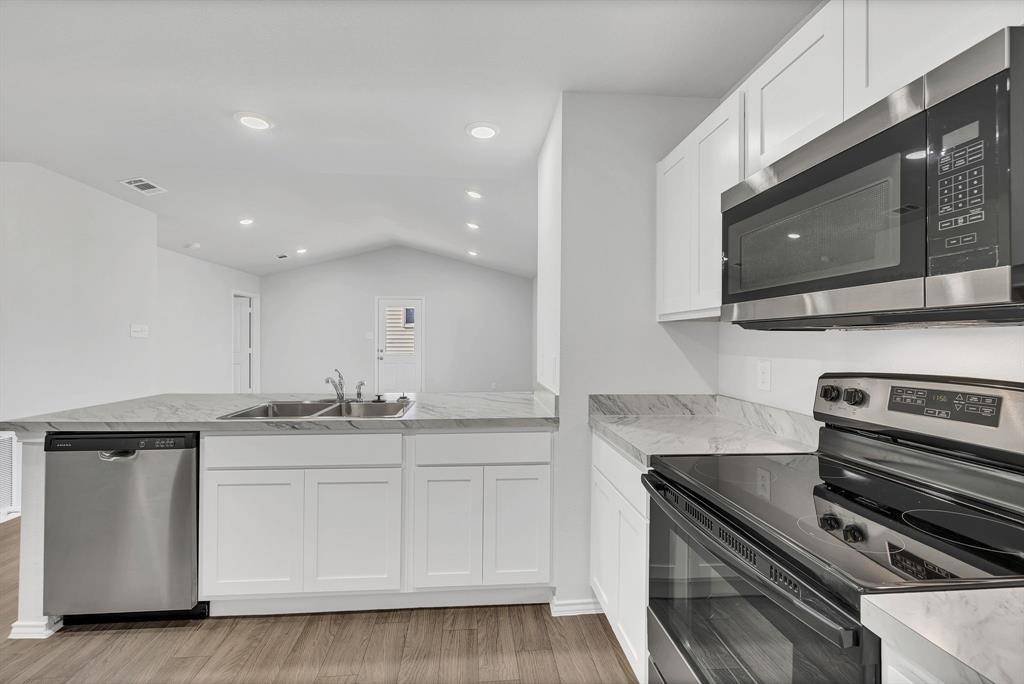 314 Azalea Trail, Granbury, TX 76048