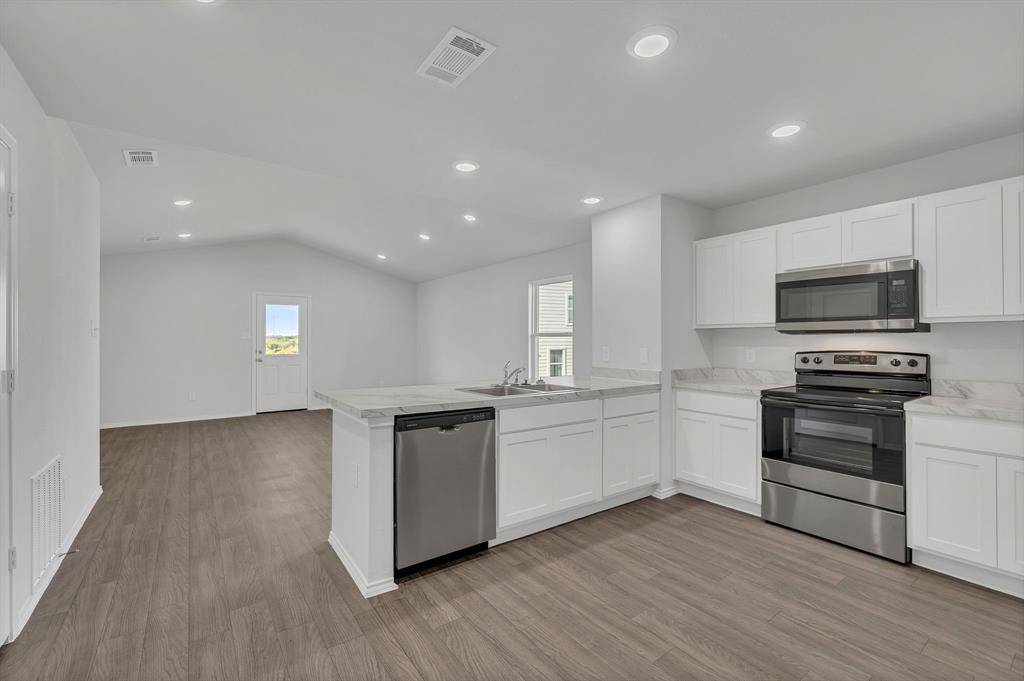 314 Azalea Trail, Granbury, TX 76048