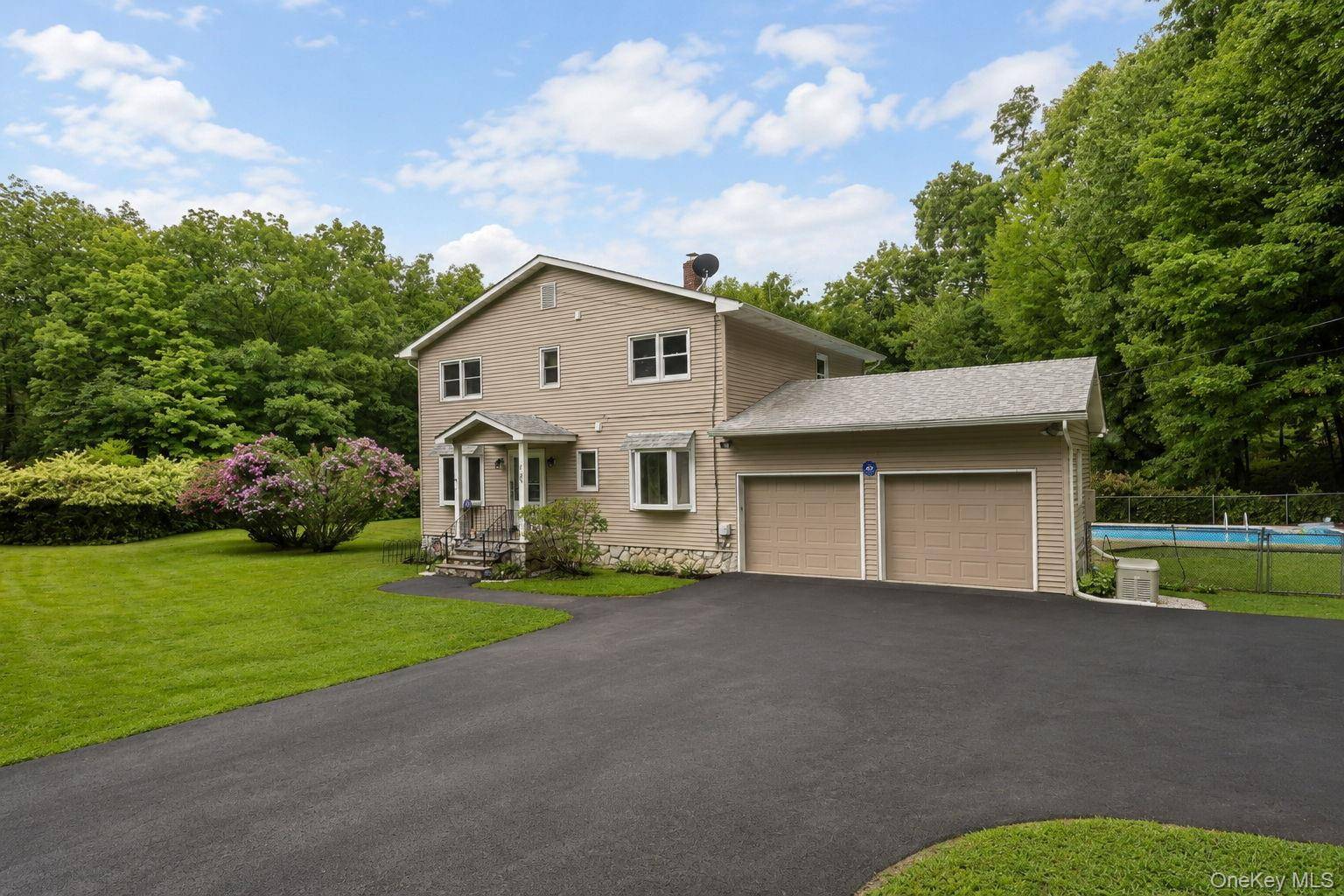 121 Marl RD, Walker Valley, NY 12566
