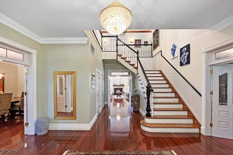 1 Hillview Drive, Tewksbury Twp., NJ 07830