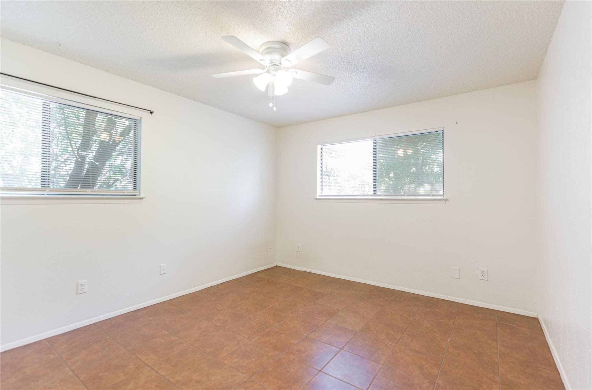 11405 Ptarmigan DR #B, Austin, TX 78758